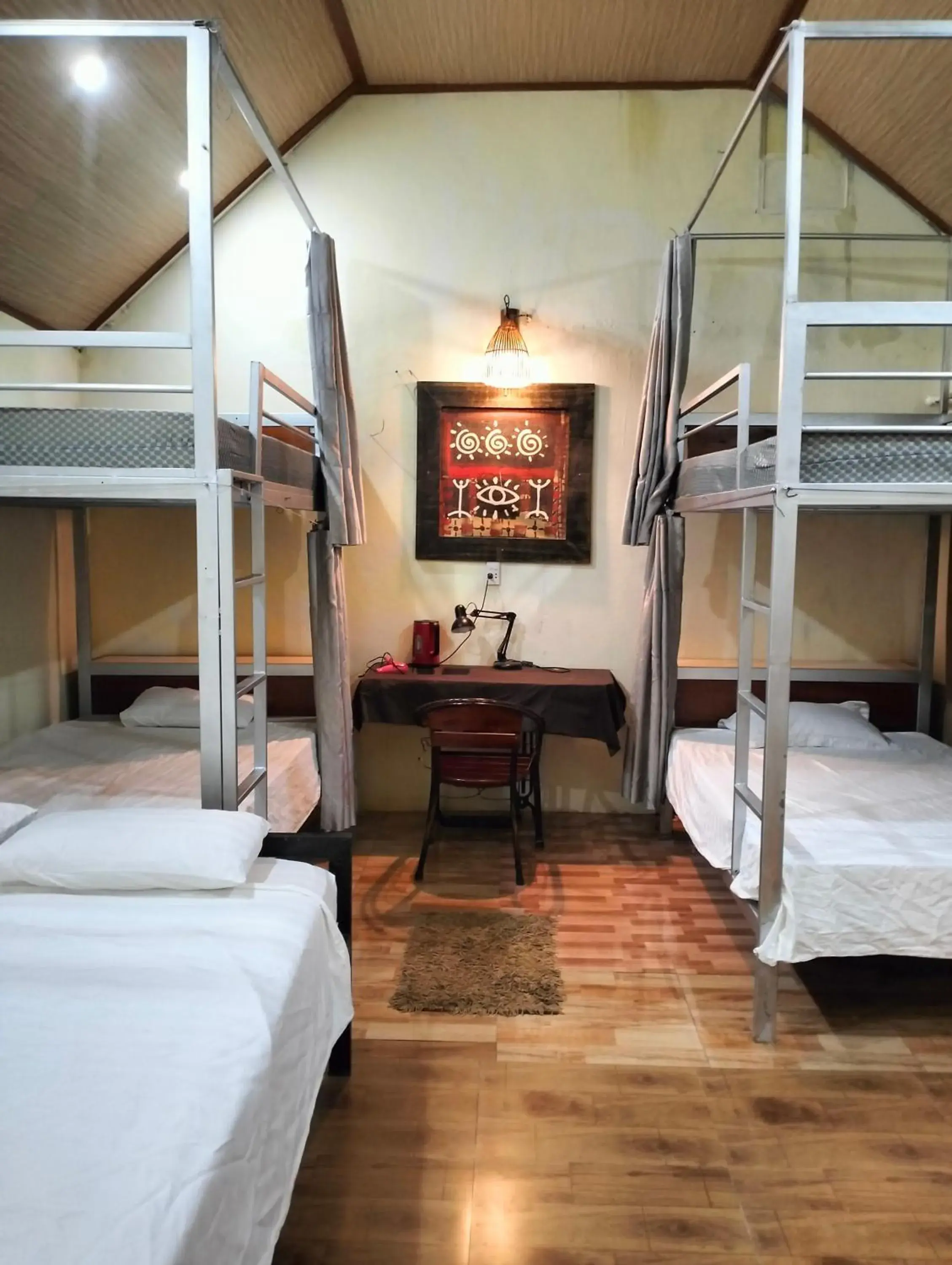 Bunk Bed in Mixed Dormitory Room in Highway 20 Homestay Bunk Bed in Mixed Dormitory Room in Highway 20 Homestay