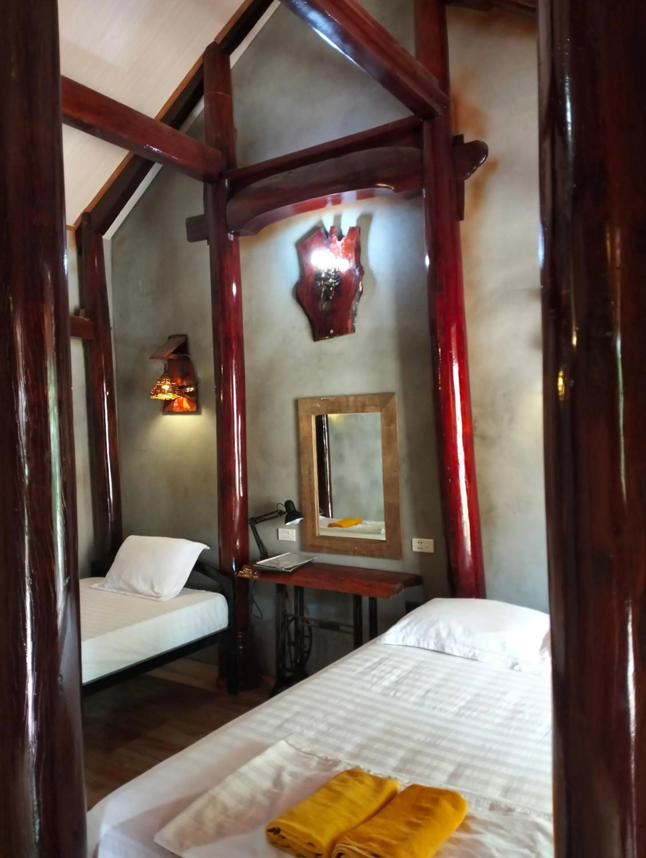 Bed in Highway 20 Homestay