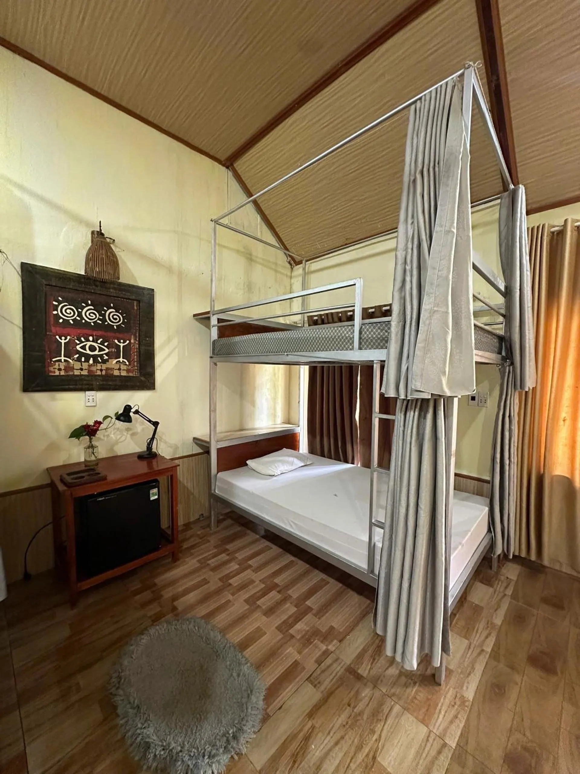 Bed in Highway 20 Homestay