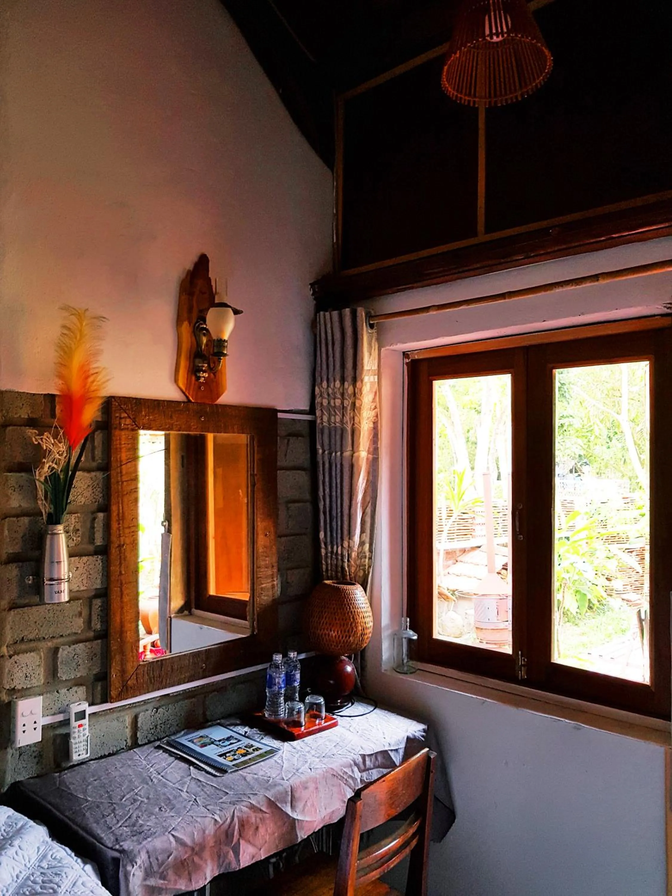 Photo of the whole room in Highway 20 Homestay