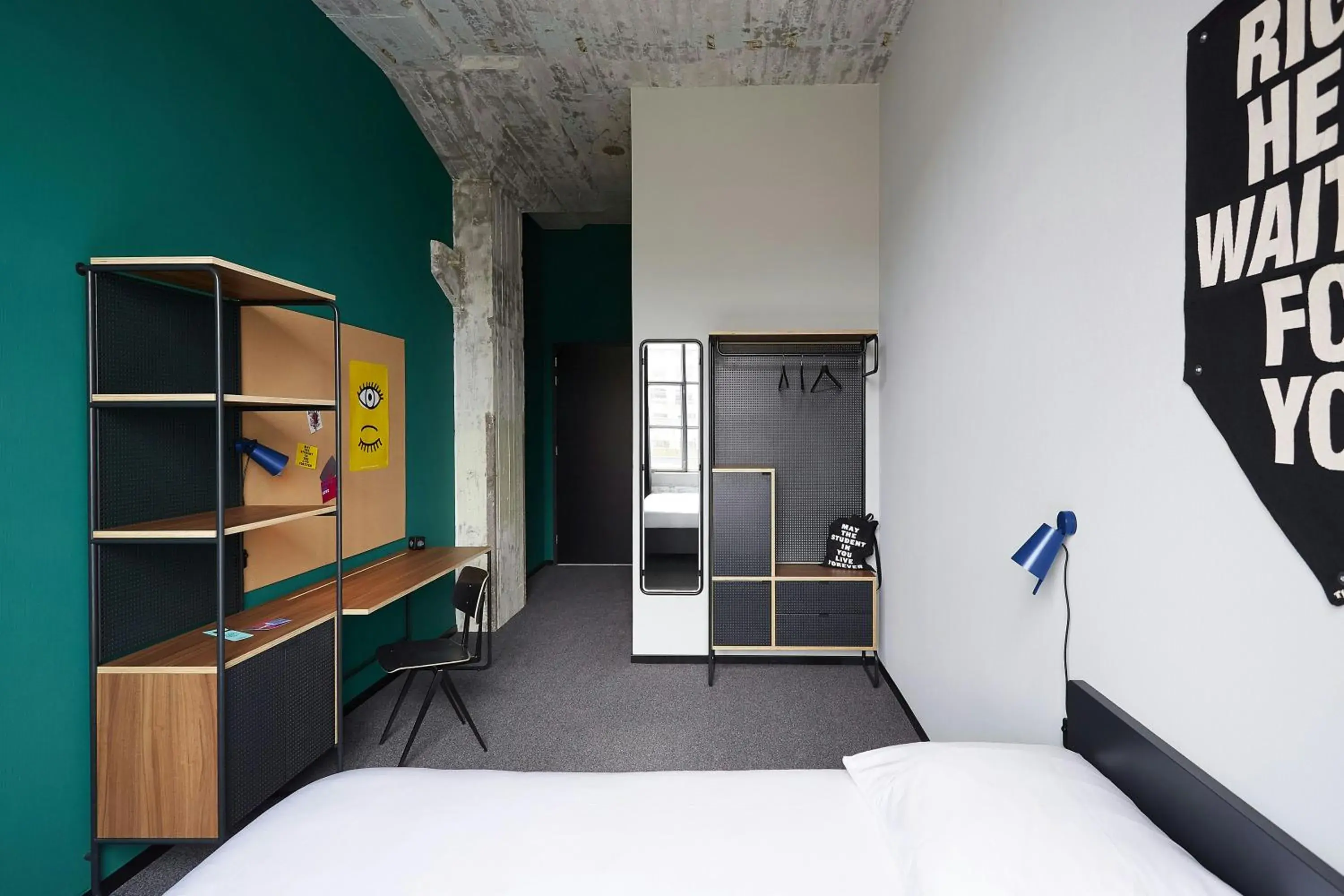 Photo of the whole room in The Social Hub Maastricht Photo of the whole room in The Social Hub Maastricht