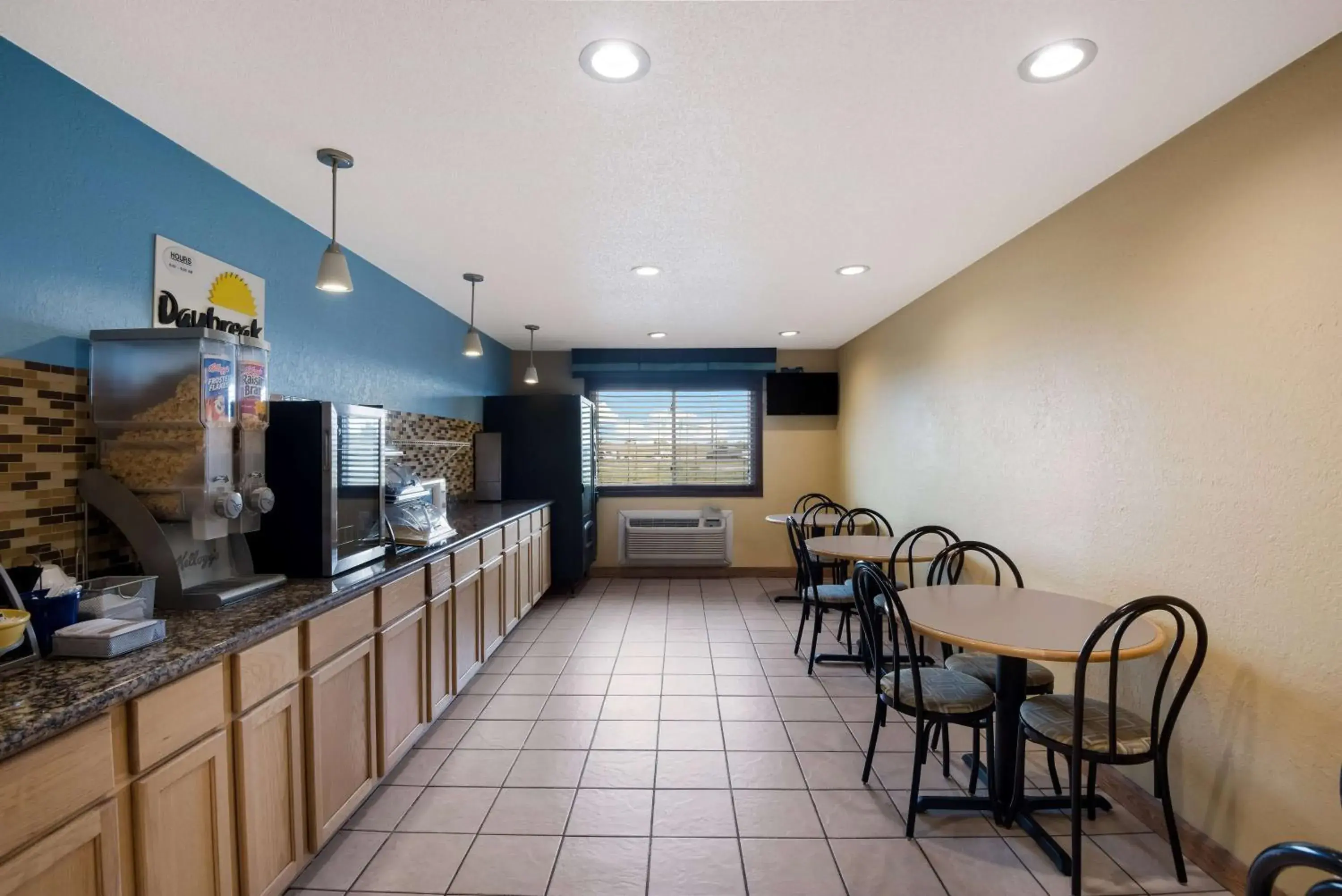 Restaurant/places to eat in Days Inn by Wyndham Ankeny - Des Moines Restaurant/places to eat in Days Inn by Wyndham Ankeny - Des Moines