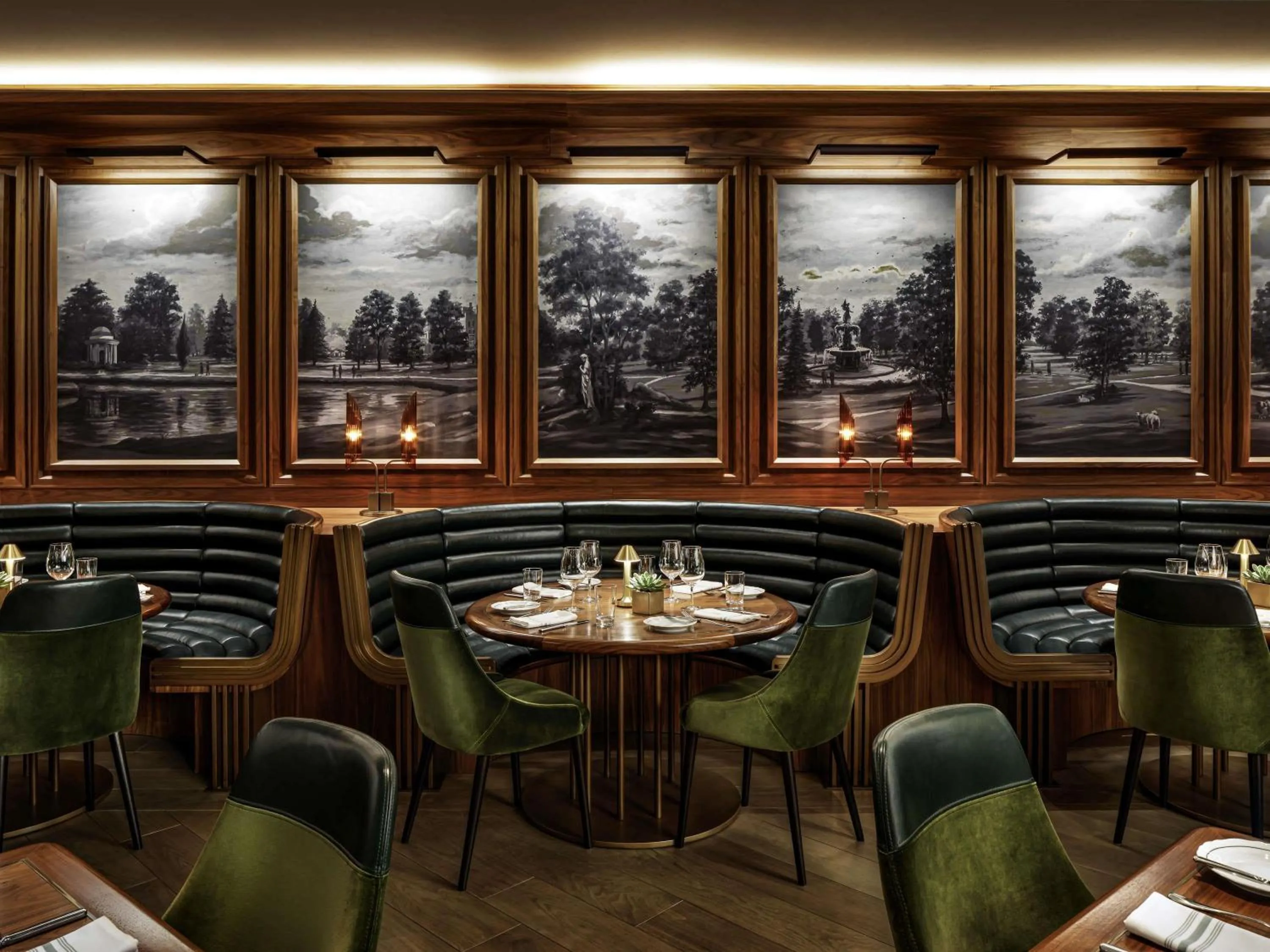 Restaurant/places to eat in Fairmont Royal York Hotel