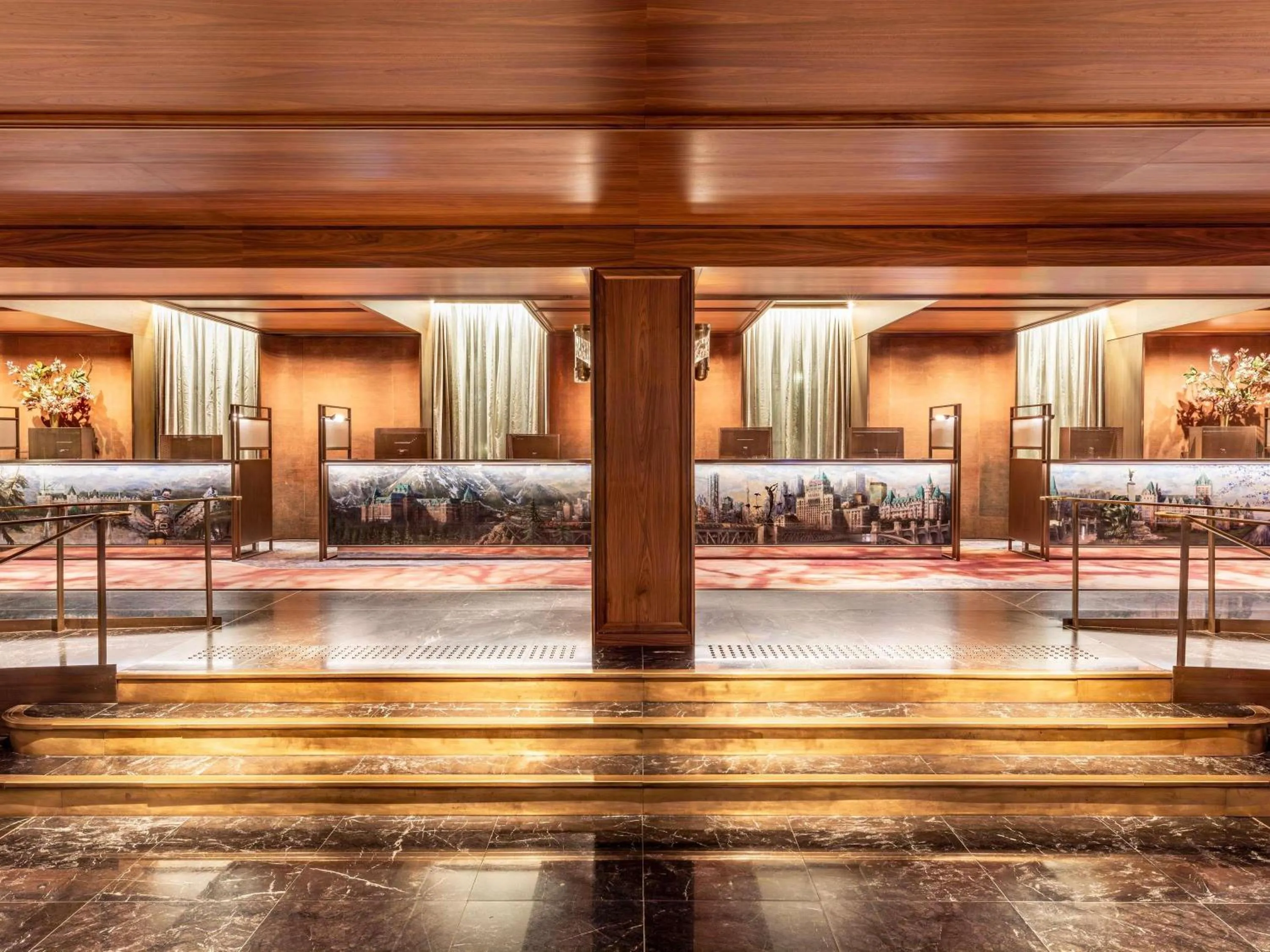 Property building in Fairmont Royal York Hotel