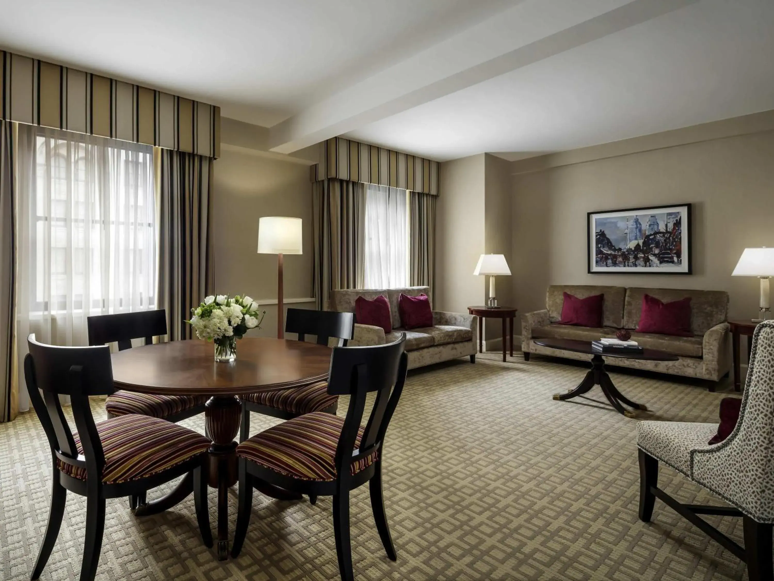 Bedroom in Fairmont Royal York Hotel Bedroom in Fairmont Royal York Hotel