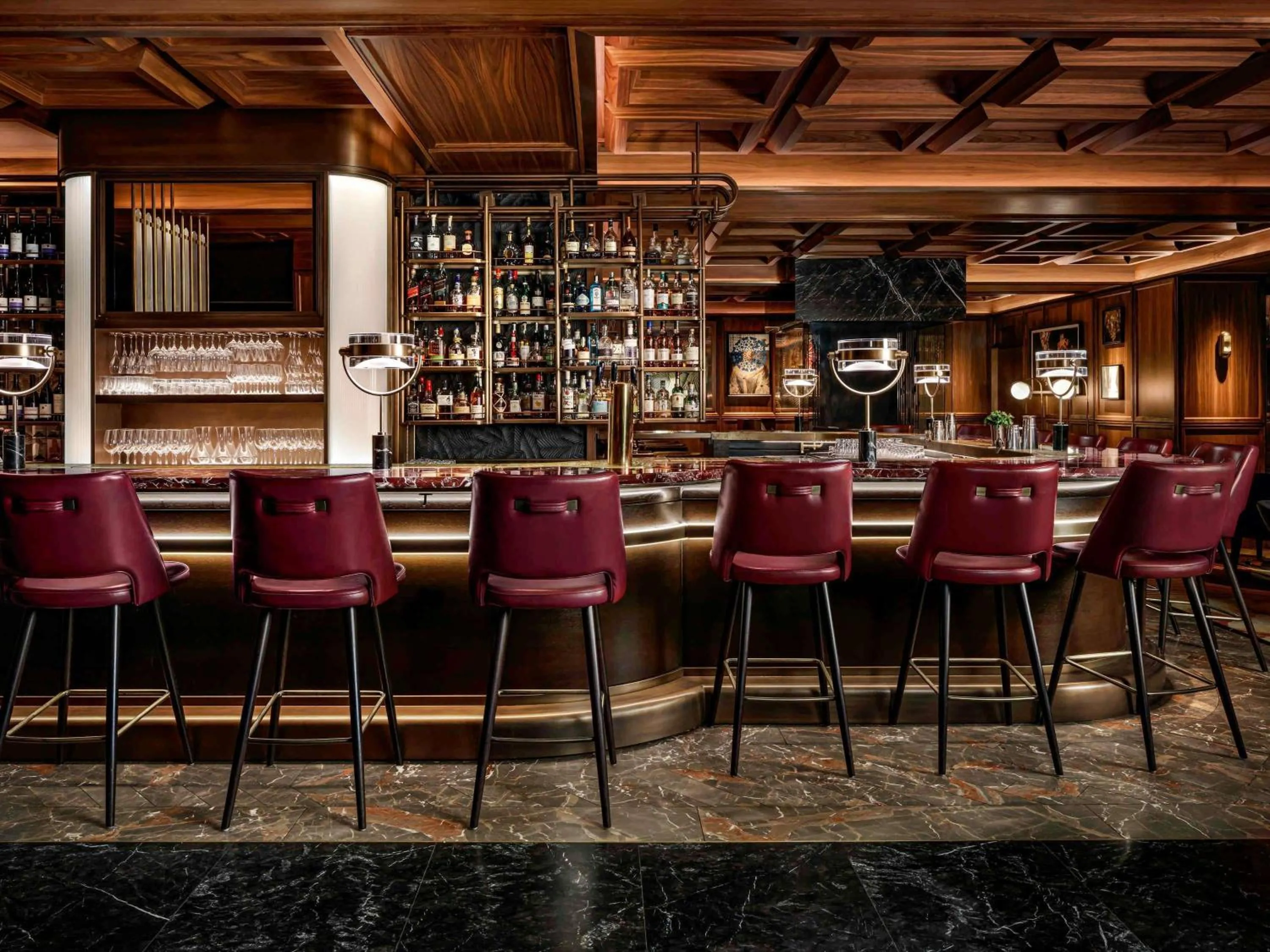 Lounge or bar in Fairmont Royal York Hotel