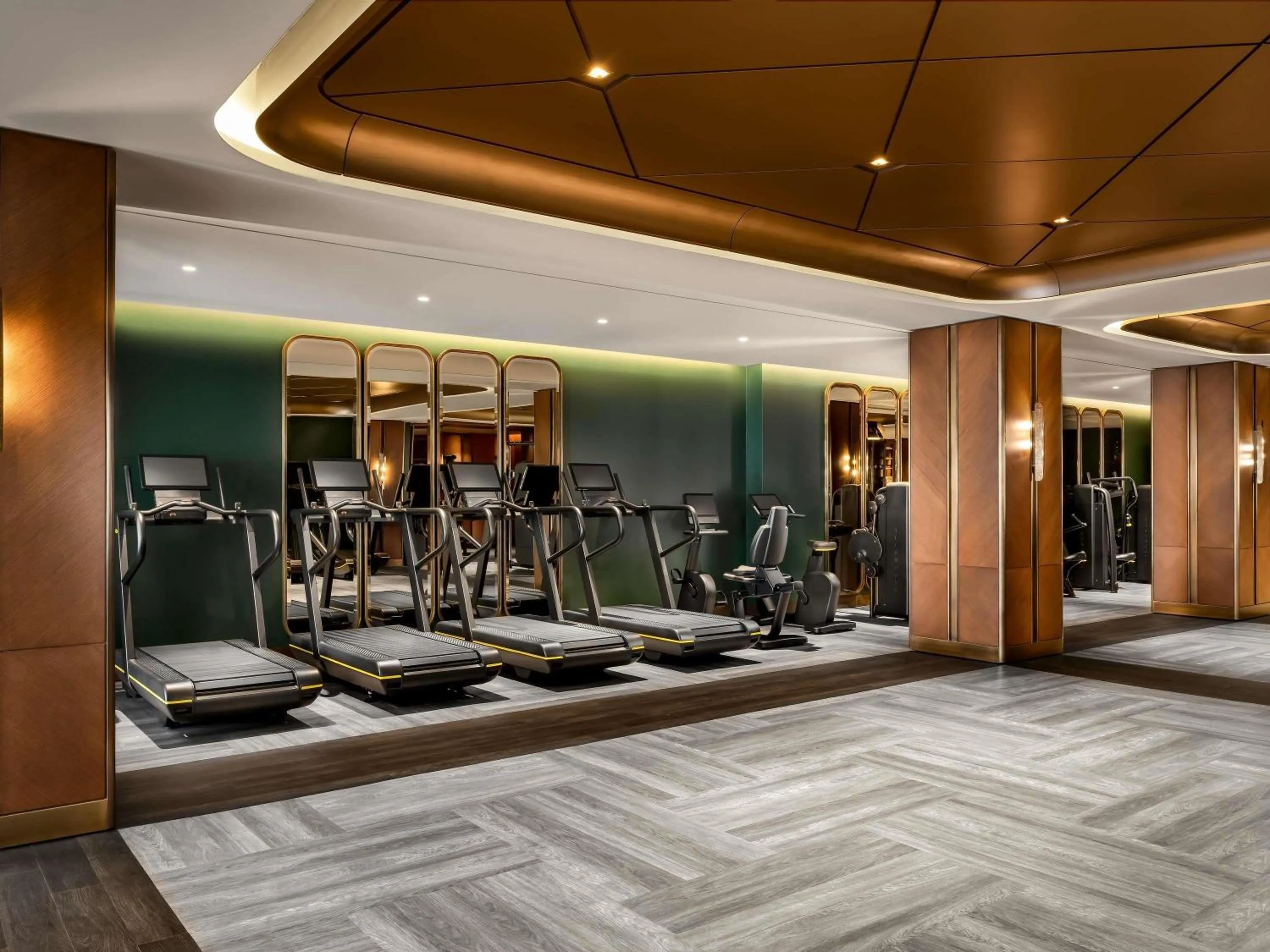 Fitness centre/facilities in Fairmont Royal York Hotel