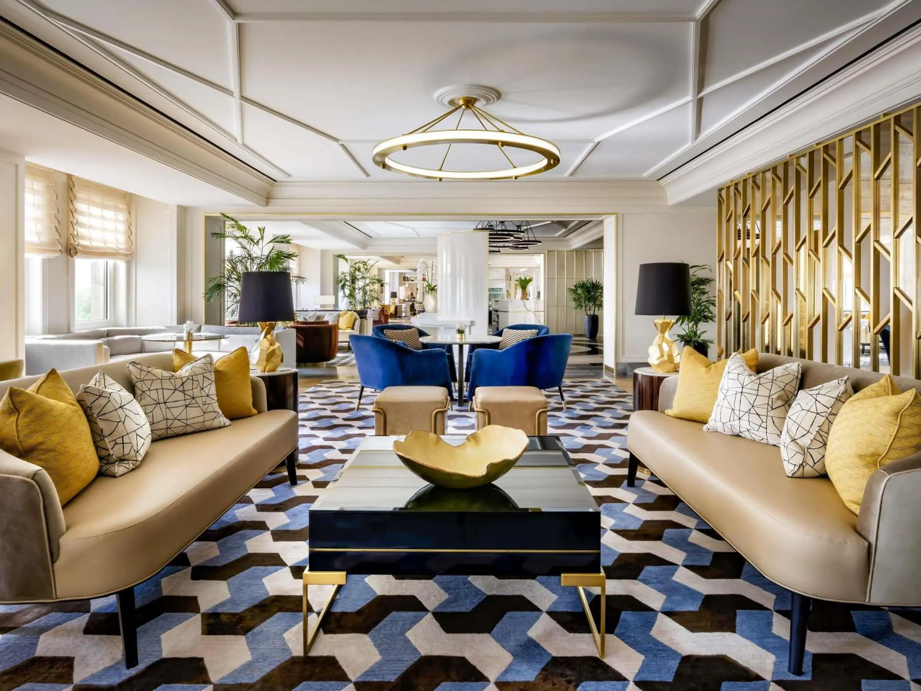 Bedroom in Fairmont Royal York Hotel Bedroom in Fairmont Royal York Hotel