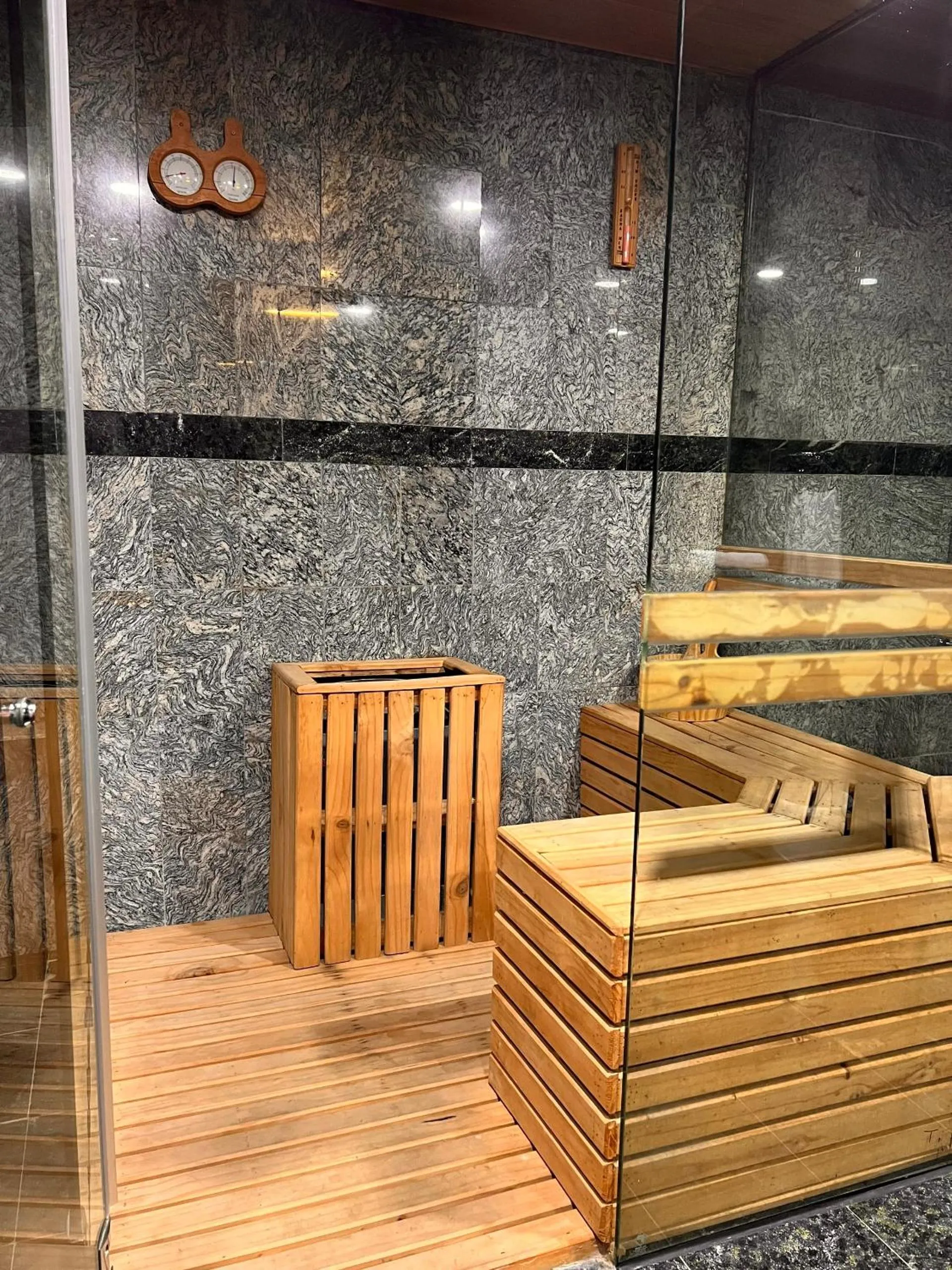 Sauna in Muong Thanh Luxury Song Han Hotel