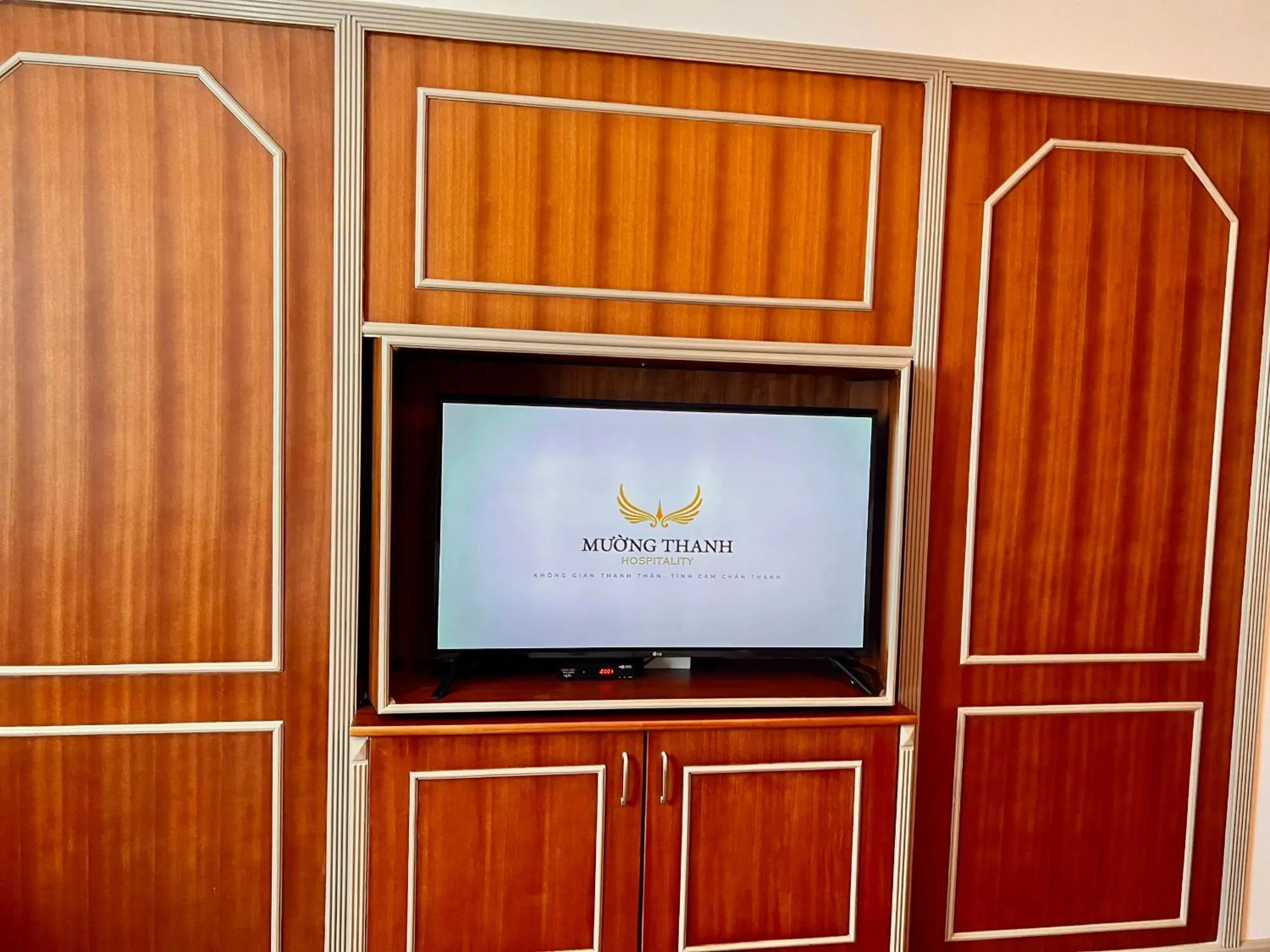 TV and multimedia in Muong Thanh Luxury Song Han Hotel