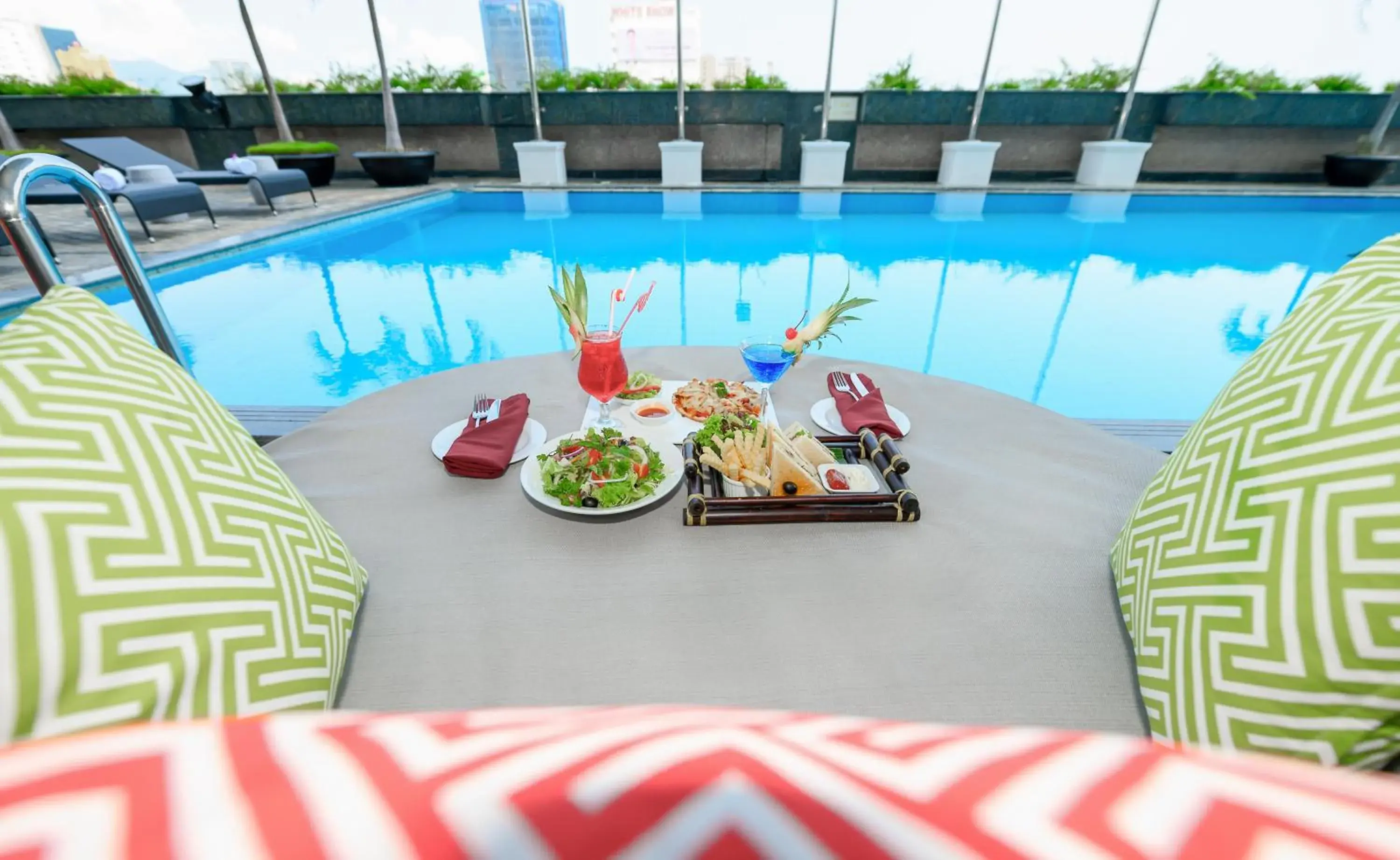 Food and drinks in Muong Thanh Luxury Song Han Hotel Food and drinks in Muong Thanh Luxury Song Han Hotel