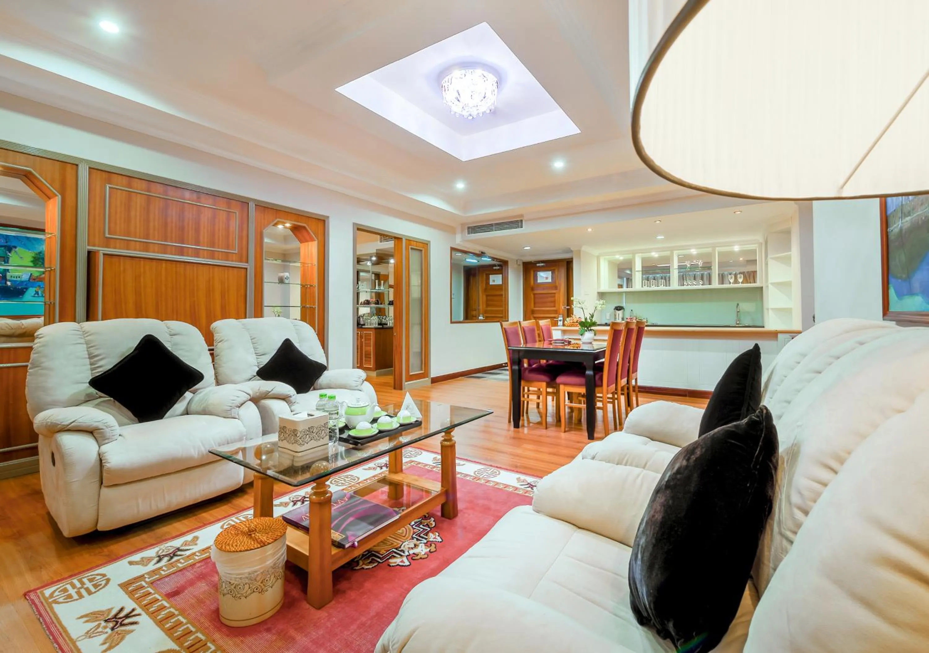 Living room in Muong Thanh Luxury Song Han Hotel