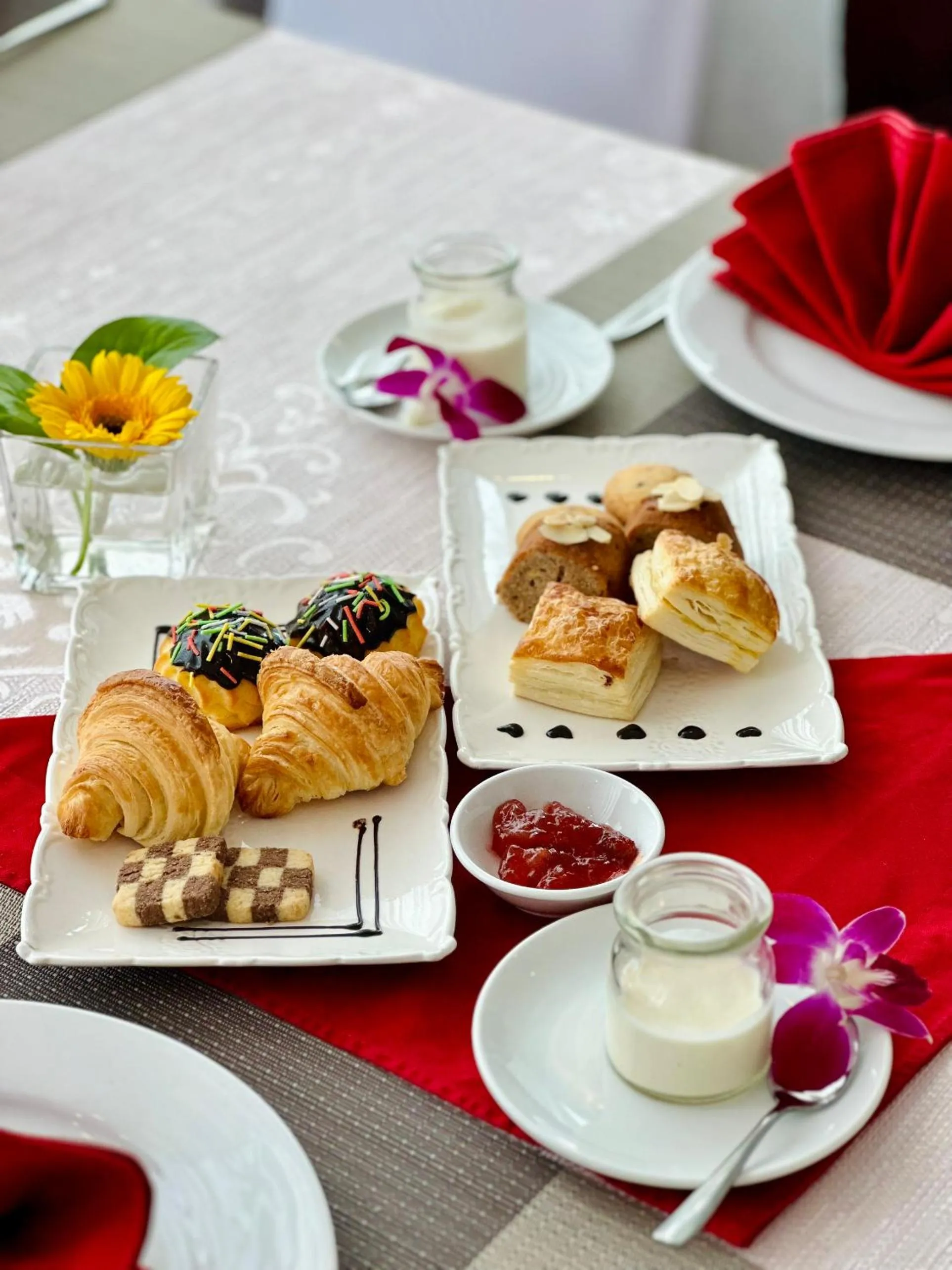 Breakfast in Muong Thanh Luxury Song Han Hotel