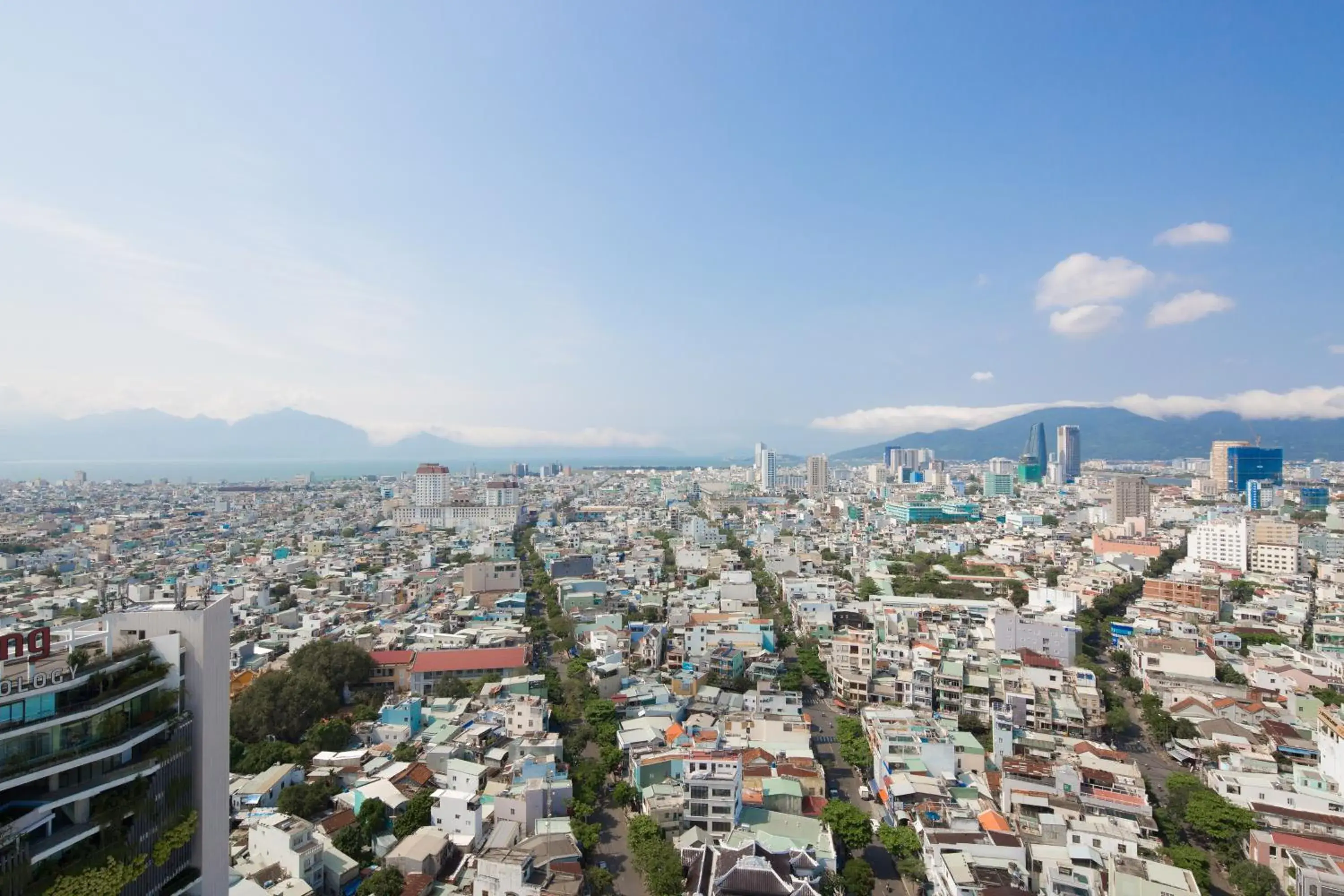 City view in Muong Thanh Luxury Song Han Hotel City view in Muong Thanh Luxury Song Han Hotel