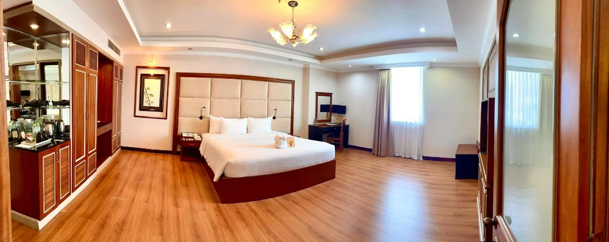 Bed in Muong Thanh Luxury Song Han Hotel