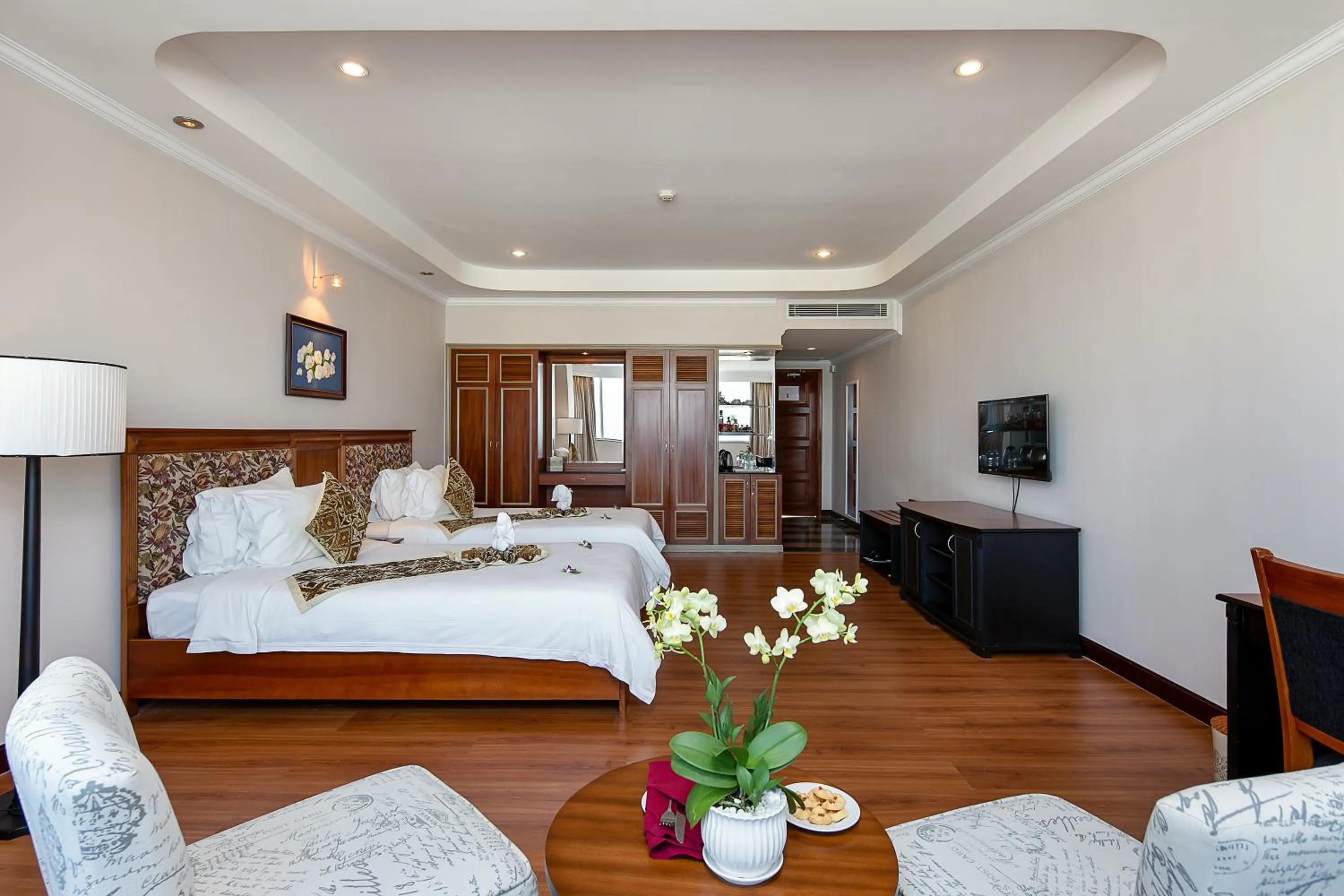 Bed in Muong Thanh Luxury Song Han Hotel