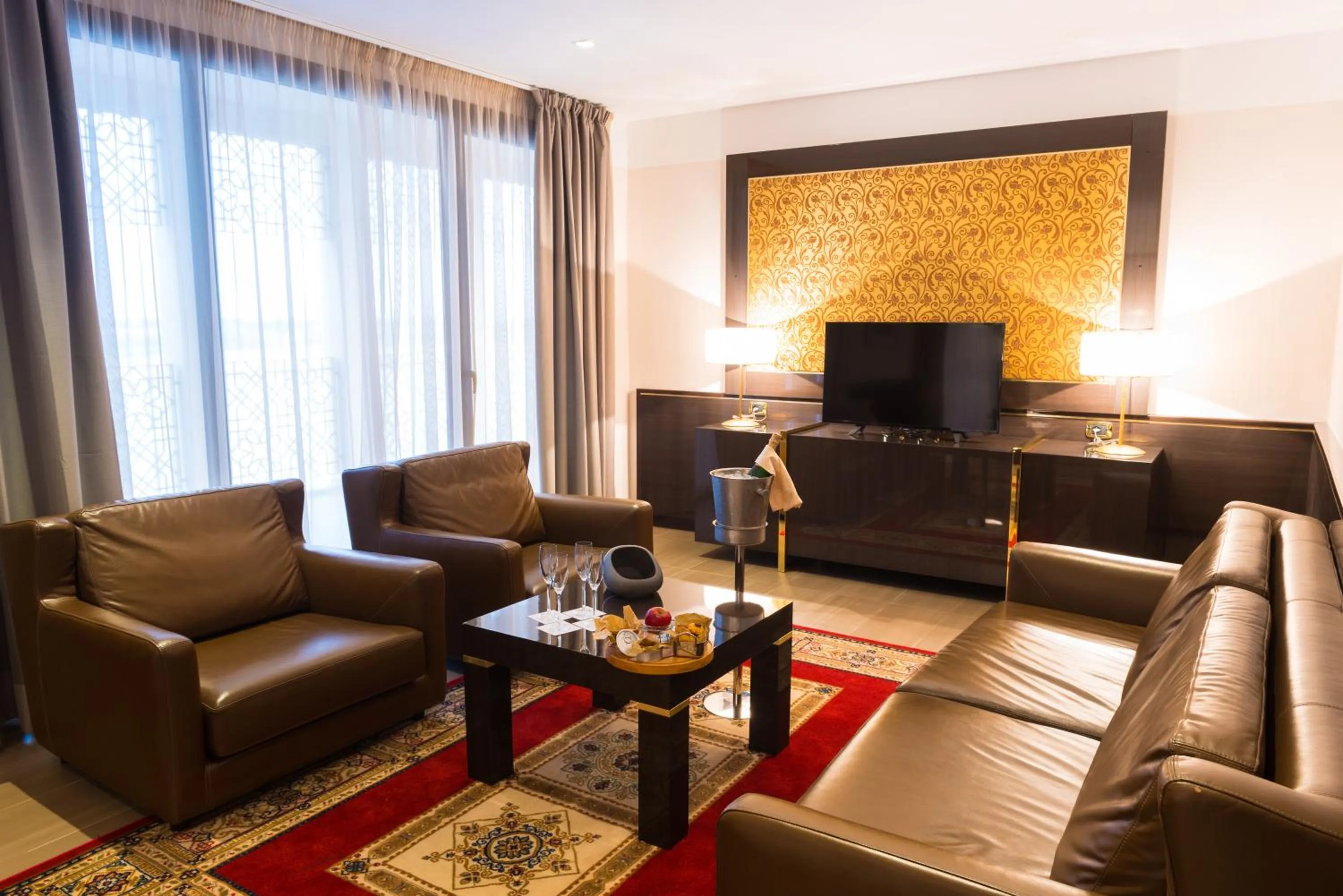 TV and multimedia in Radisson Blu Hotel N'Djamena