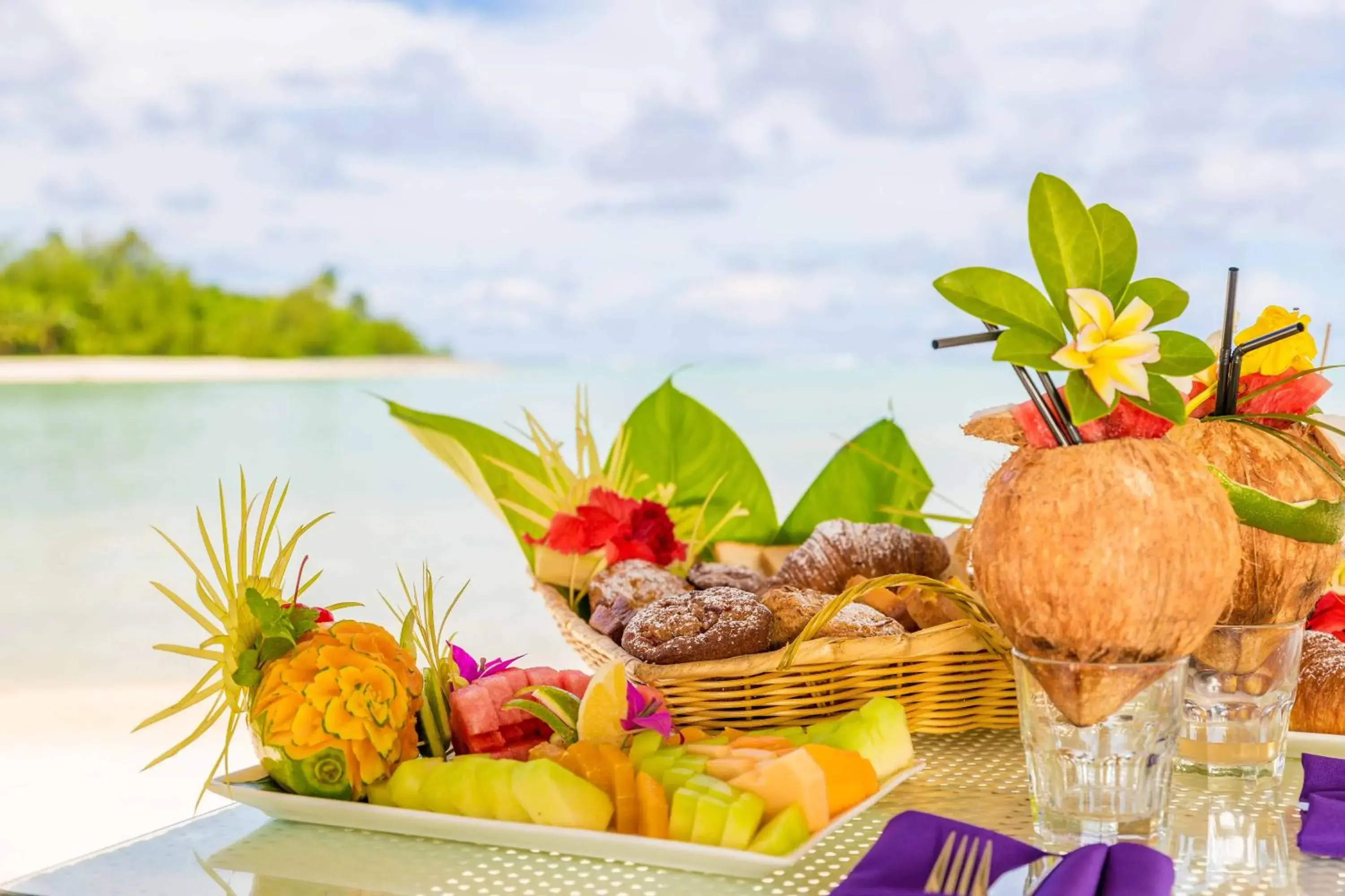 Restaurant/places to eat in Muri Beach Club Hotel Restaurant/places to eat in Muri Beach Club Hotel