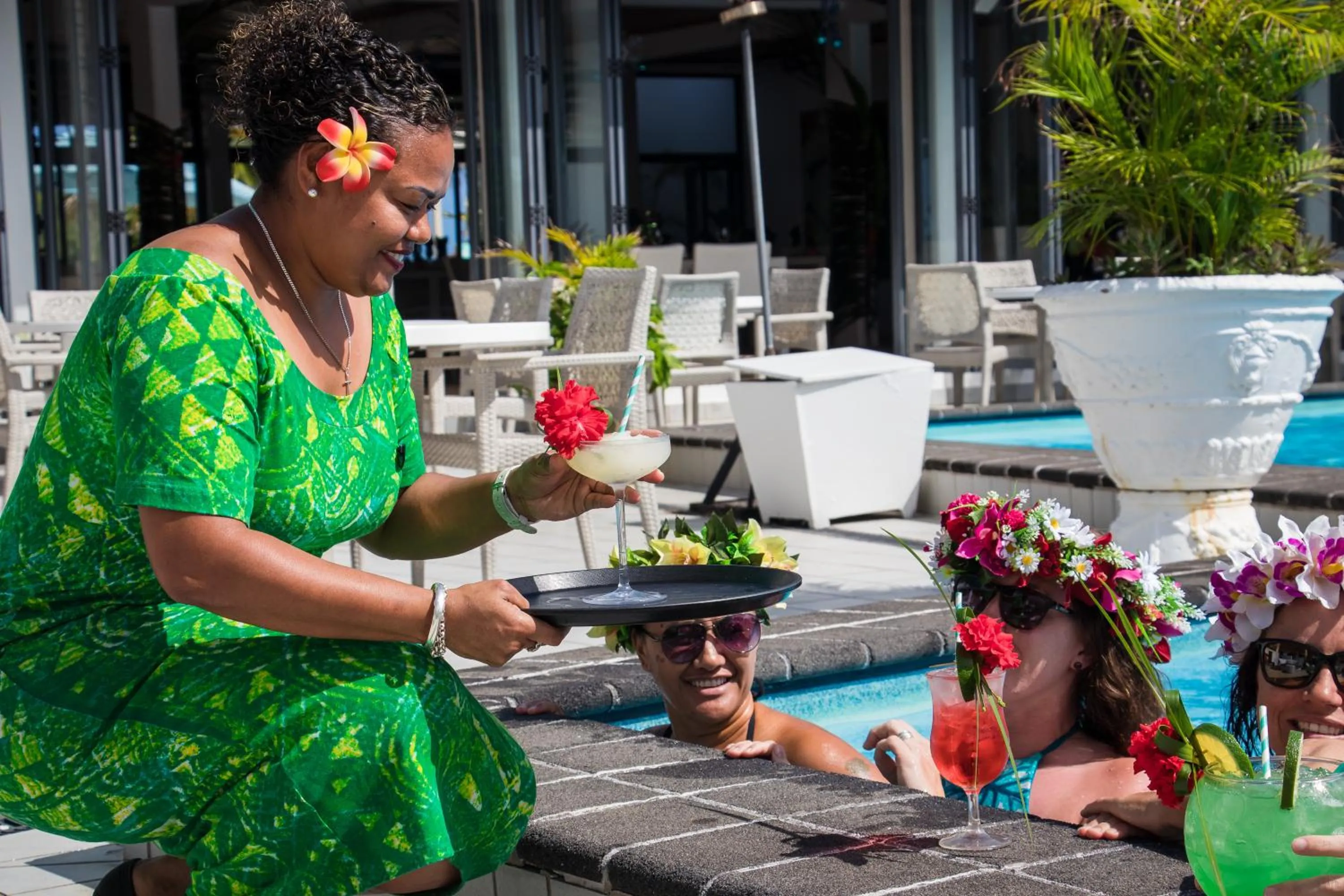 Restaurant/places to eat in Muri Beach Club Hotel