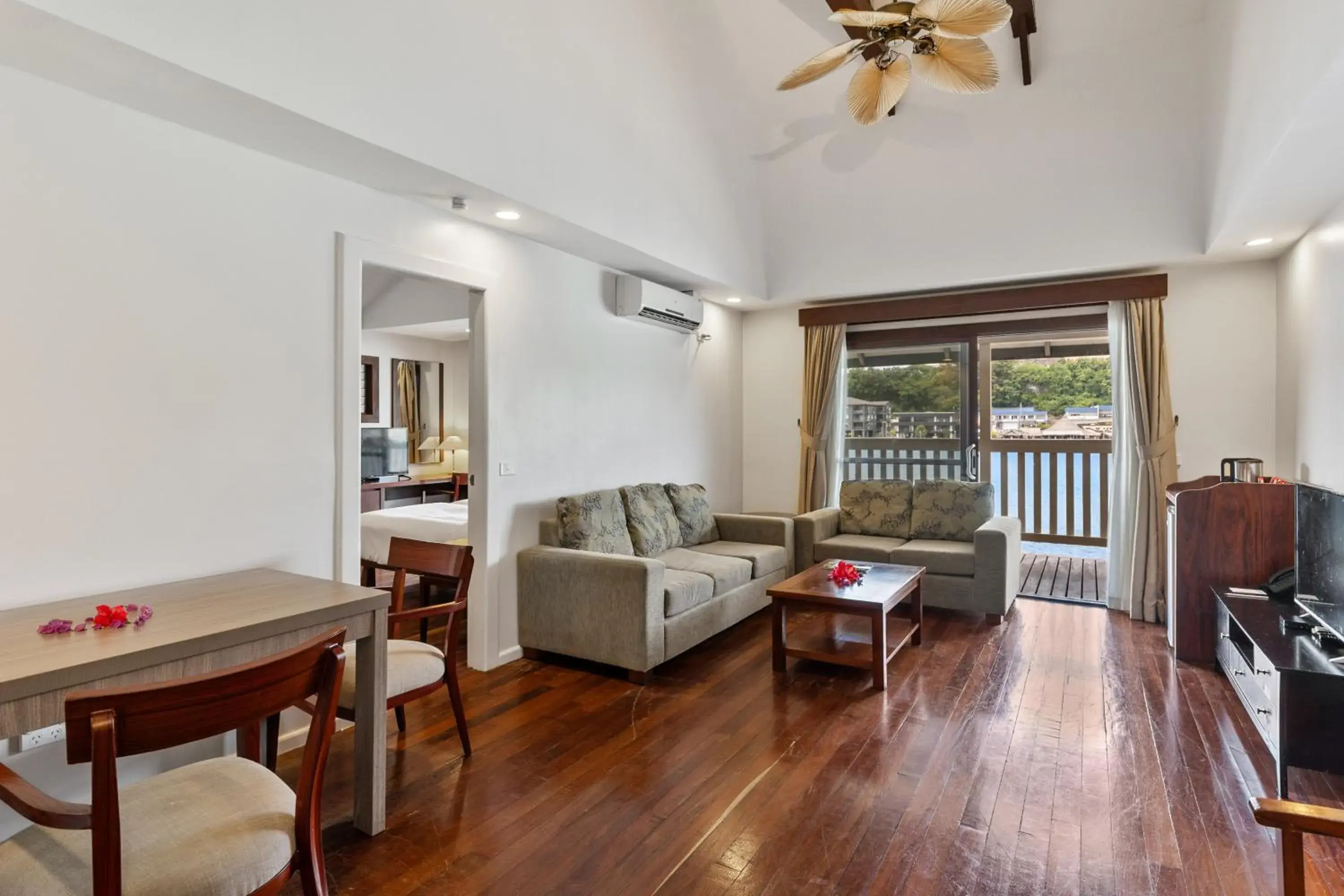 Living room in Iririki Island Resort & Spa Living room in Iririki Island Resort & Spa