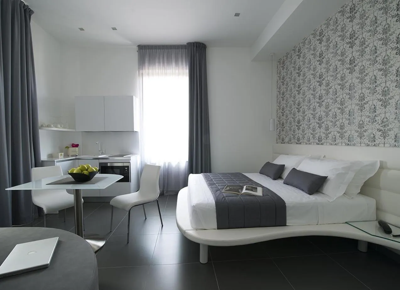 Gatto Bianco Mia Aparthotel