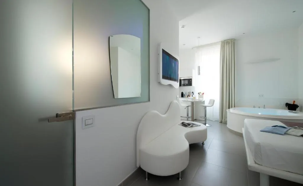 Gatto Bianco Mia Aparthotel