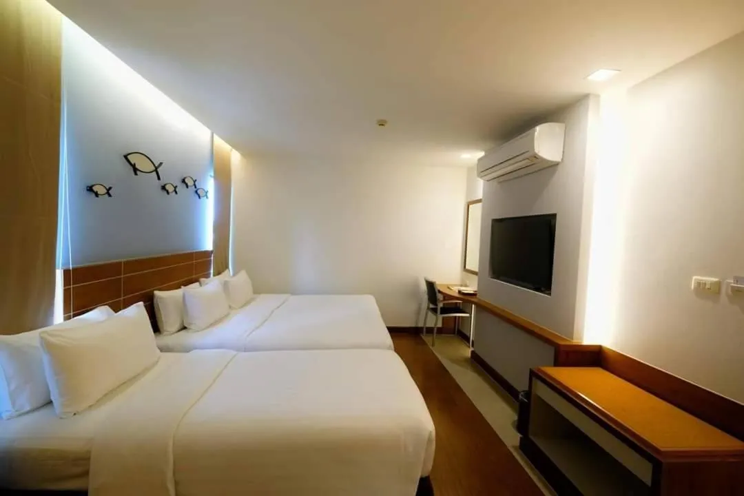 Bed in Fisherman's Resort Haad Chao Samran