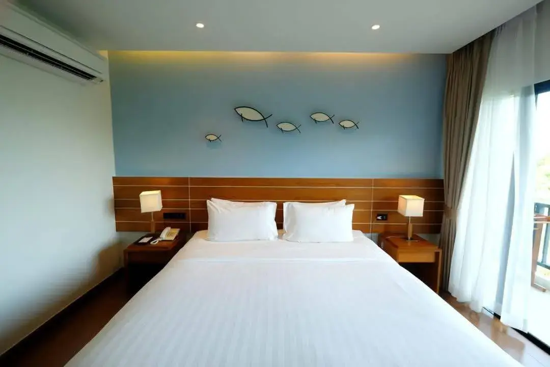 Bed in Fisherman's Resort Haad Chao Samran Bed in Fisherman's Resort Haad Chao Samran