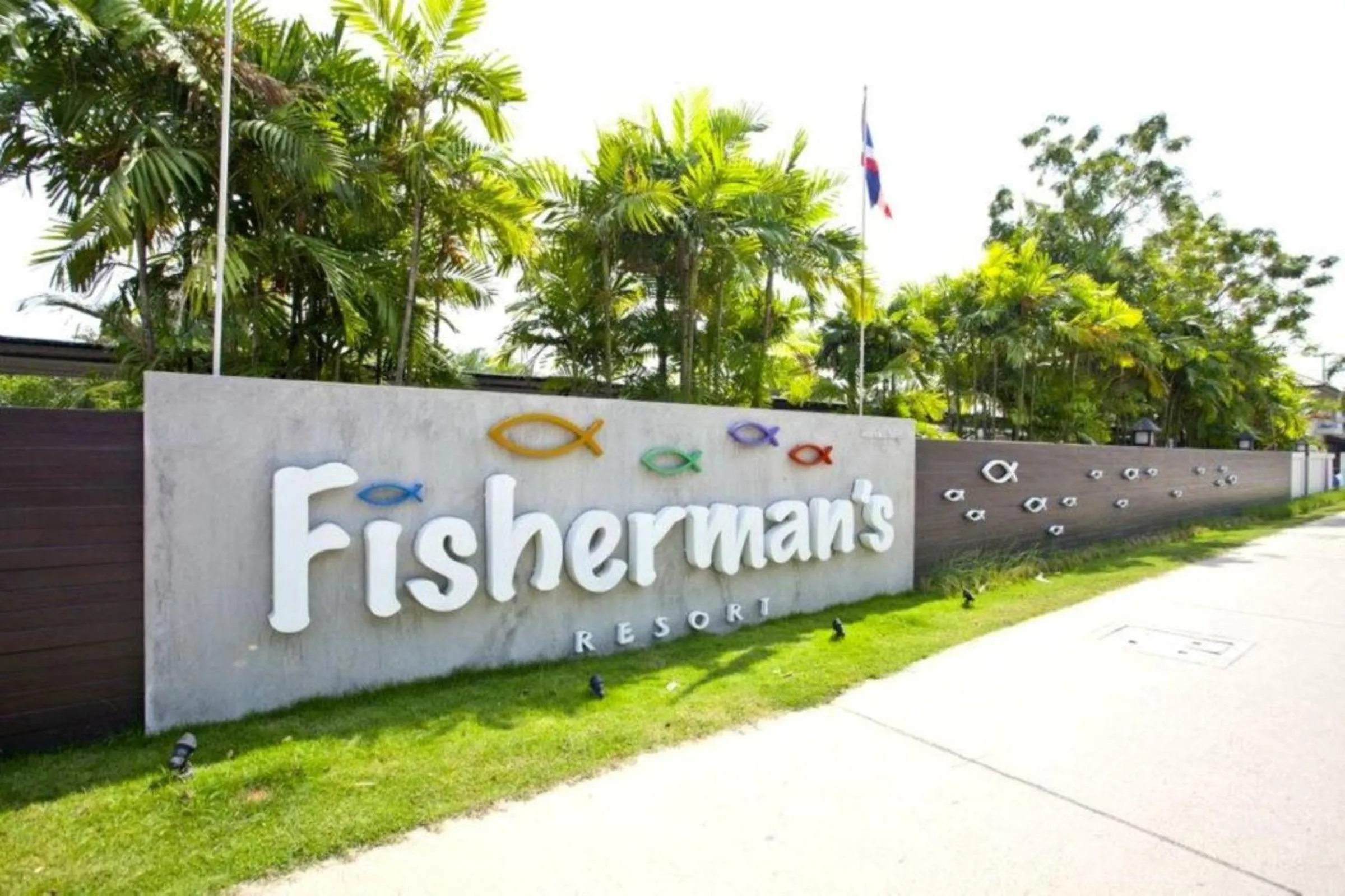 Facade/entrance in Fisherman's Resort Haad Chao Samran