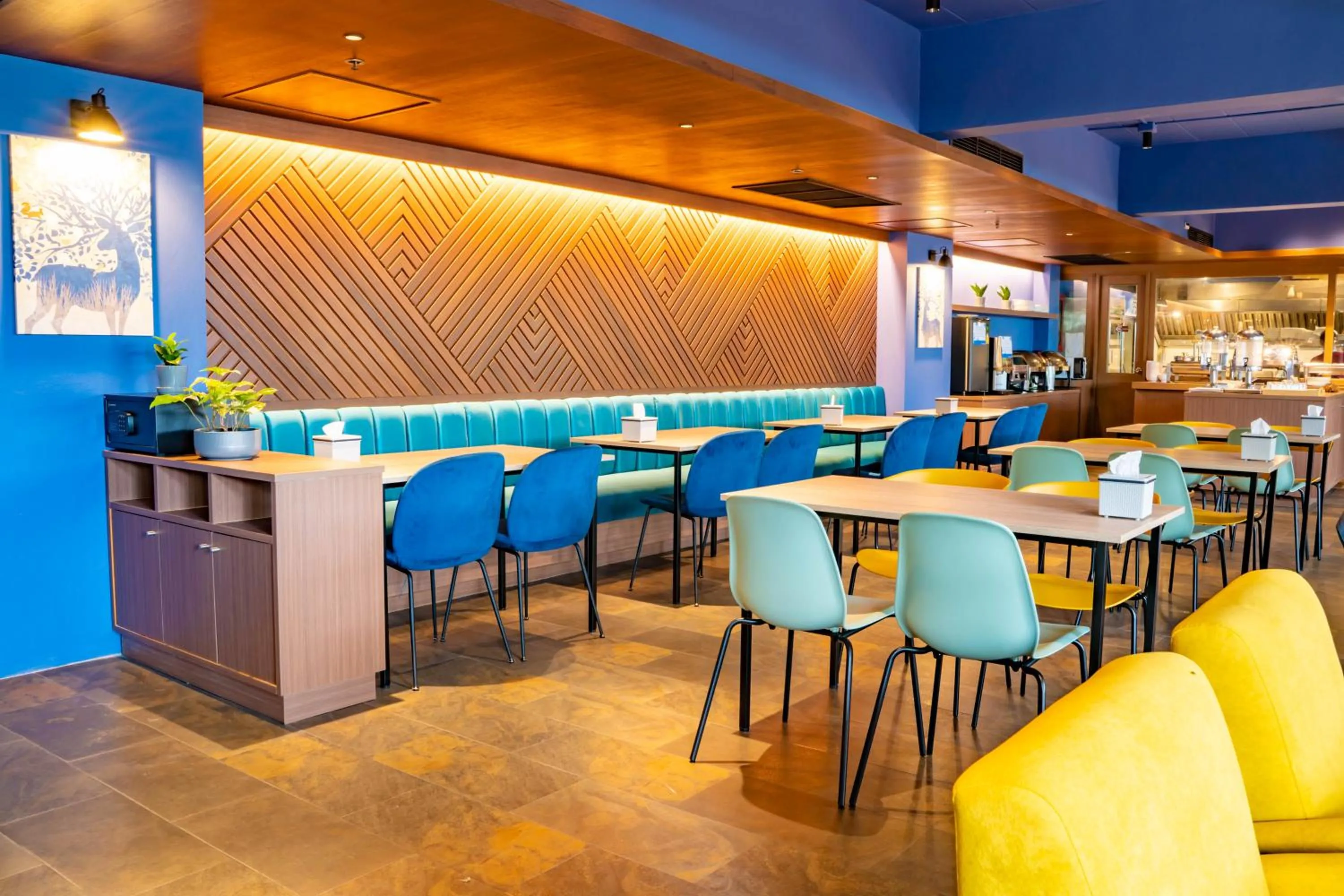 Restaurant/places to eat in The Cottage Suvarnabhumi