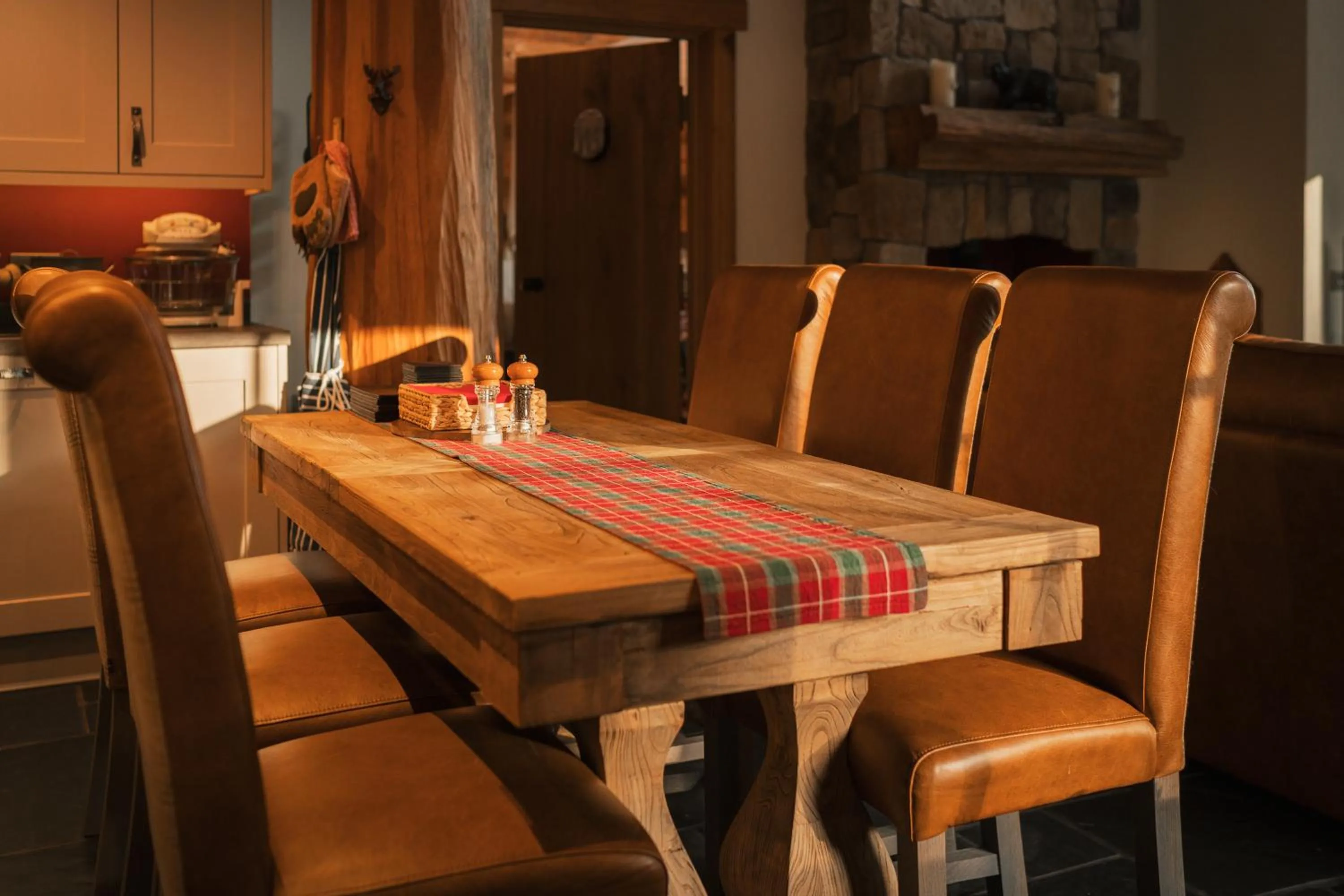 Caledonian Cabin
