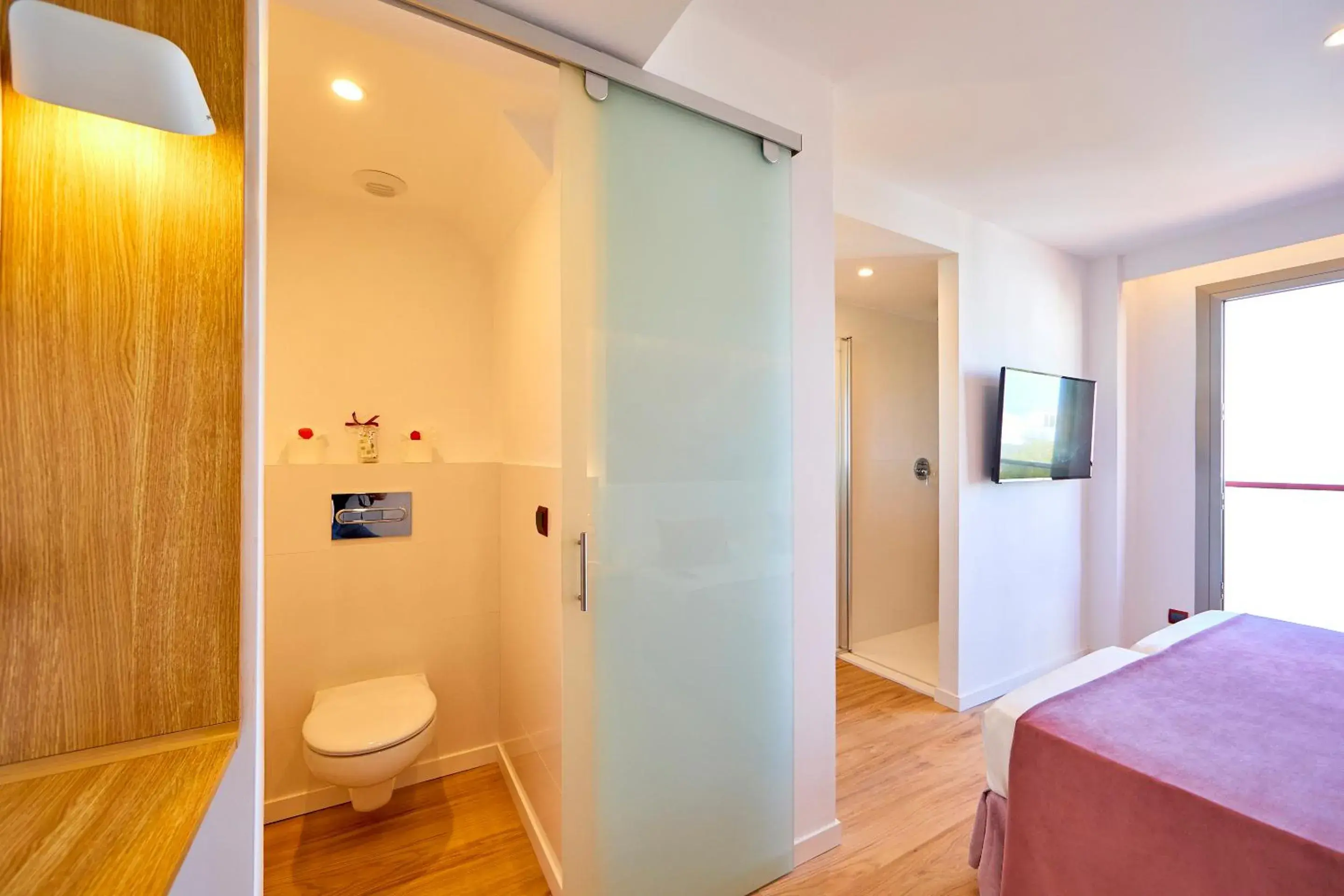 Toilet, Bed in MLL Mediterranean Bay - Adults Only Toilet, Bed in MLL Mediterranean Bay - Adults Only