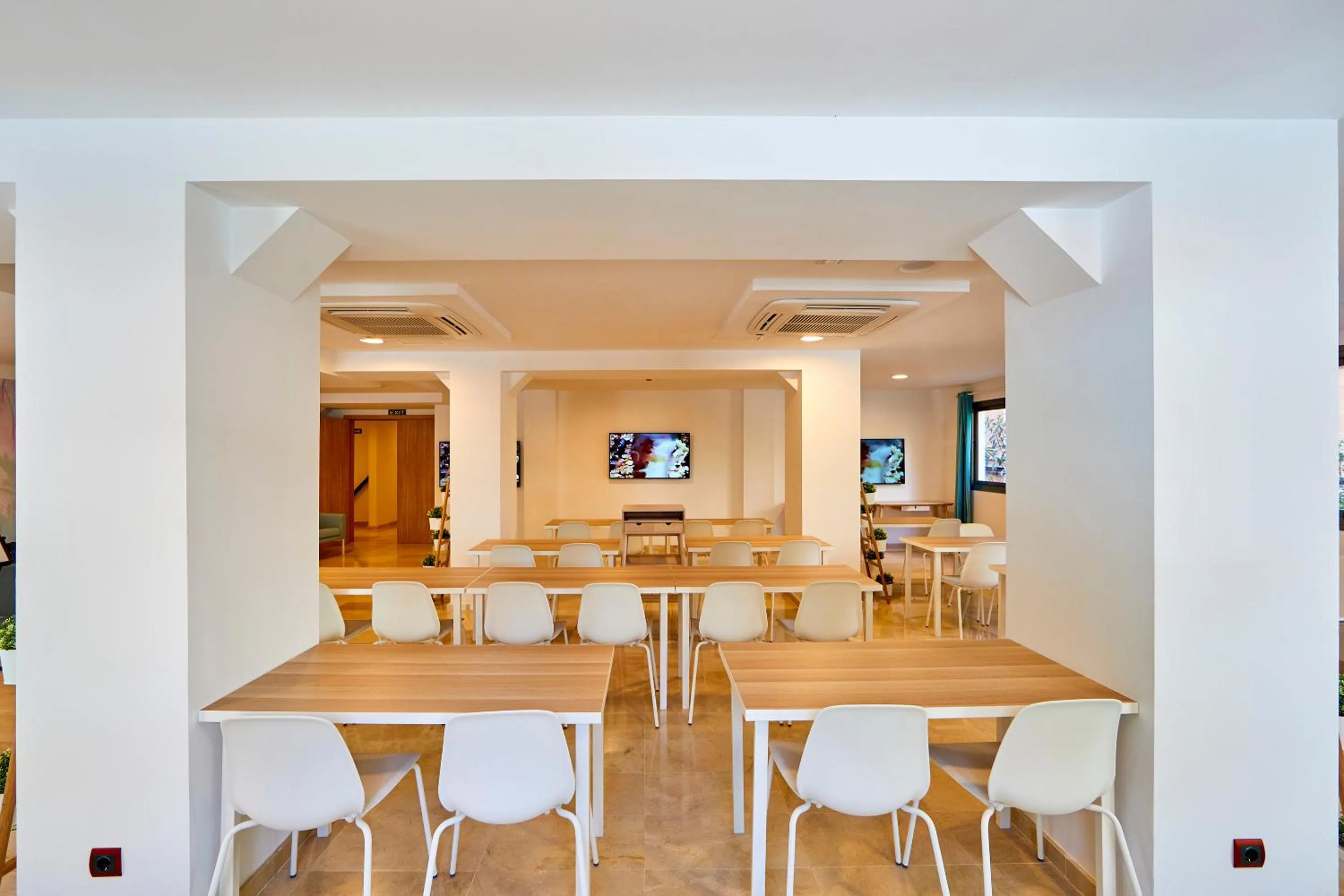 Business facilities in MLL Mediterranean Bay - Adults Only