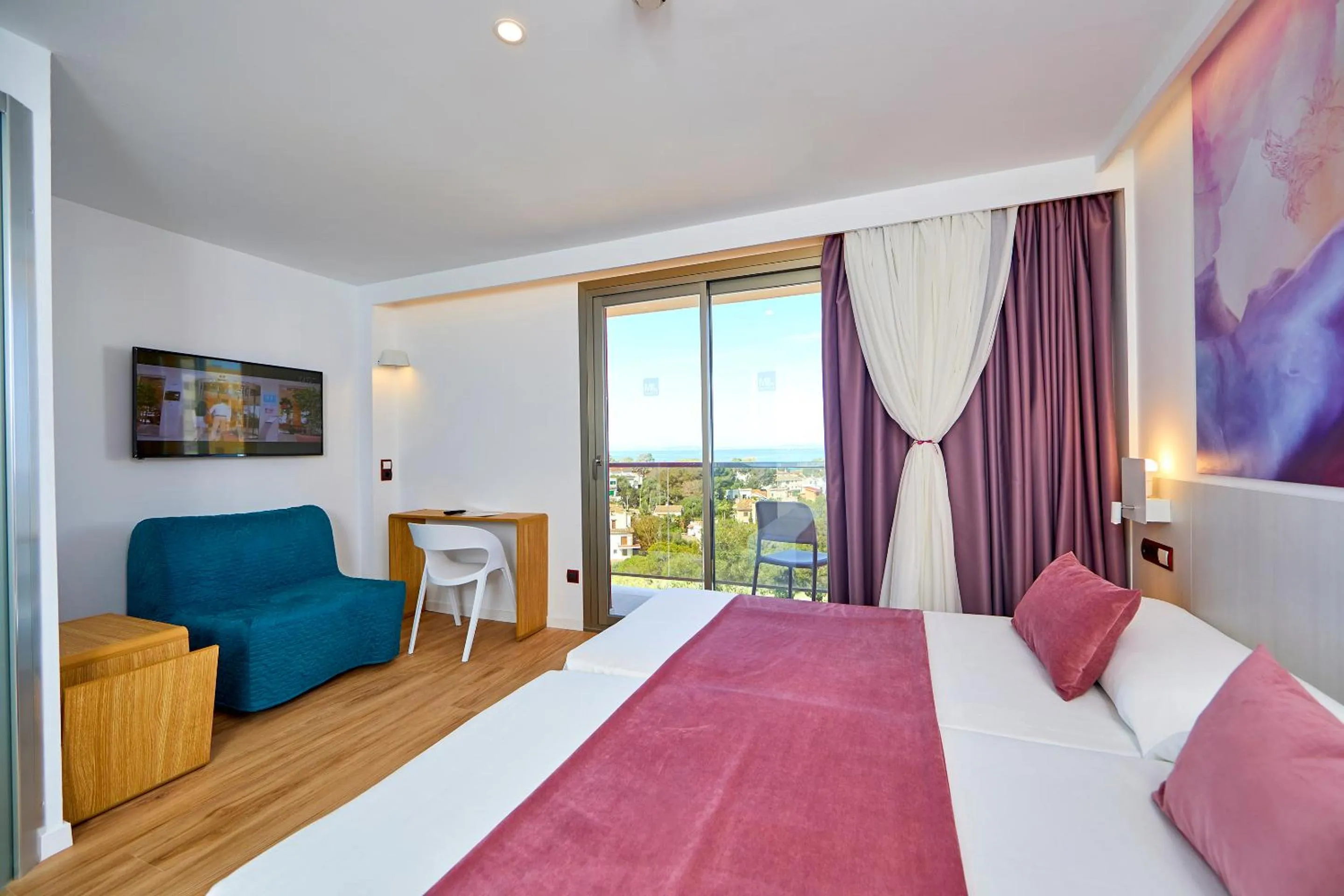 Photo of the whole room, Bed in MLL Mediterranean Bay - Adults Only