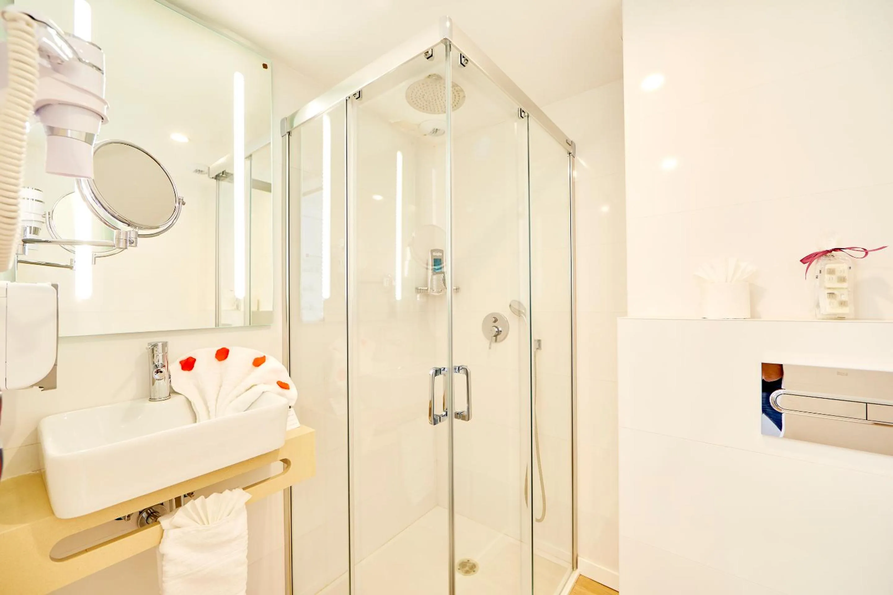 Shower in MLL Mediterranean Bay - Adults Only
