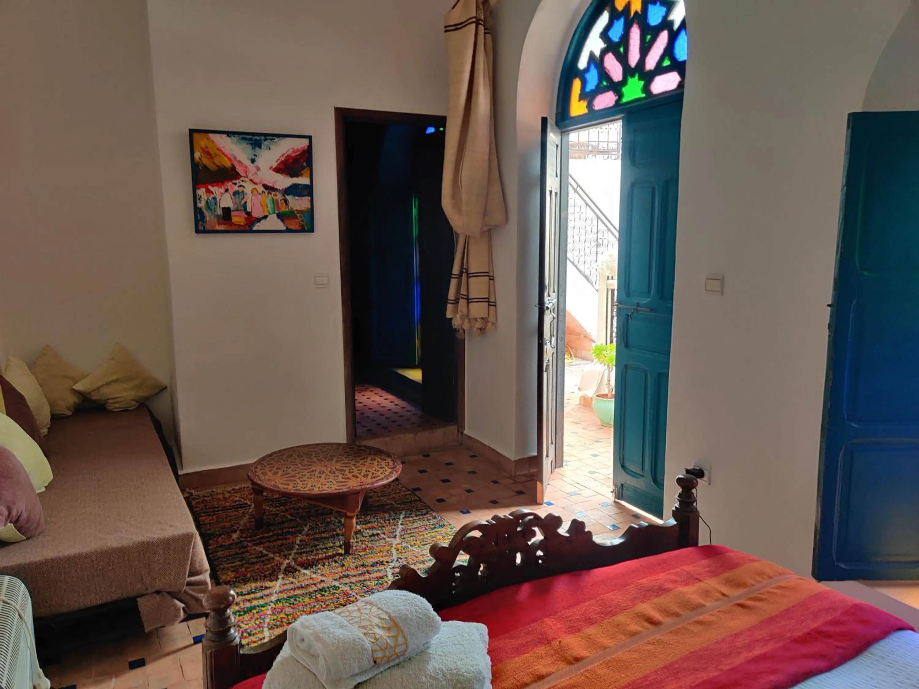Photo of the whole room, Bed in Riad Menthe Et Citron