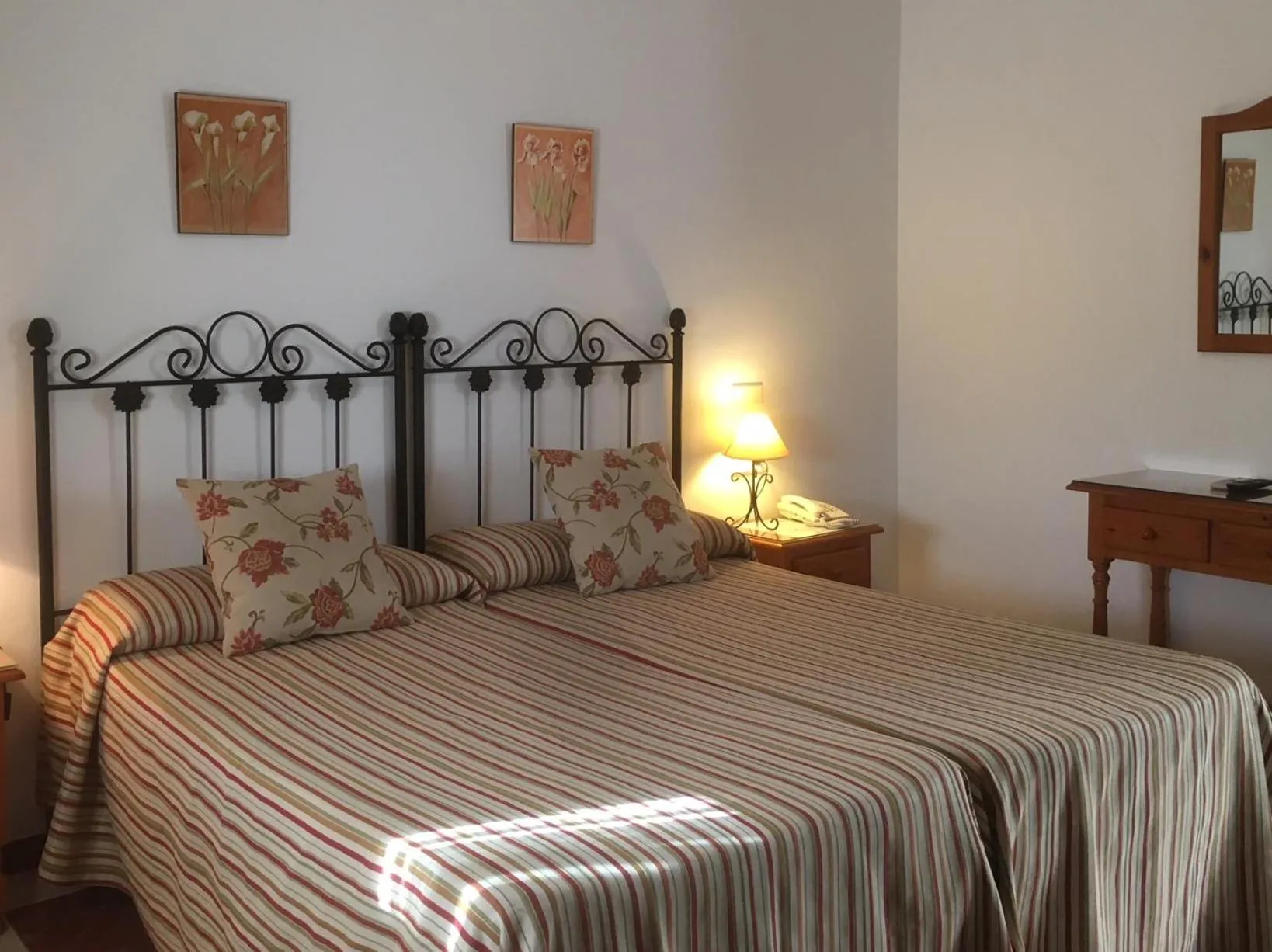 Decorative detail, Bed in Hotel El Molino