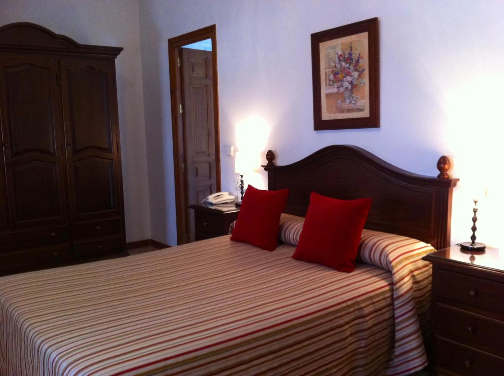Photo of the whole room, Bed in Hotel El Molino