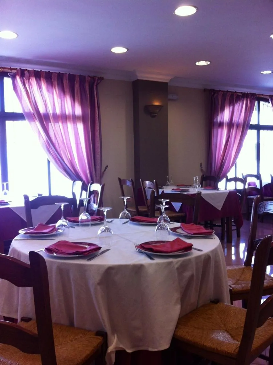 Restaurant/places to eat in Hotel El Molino