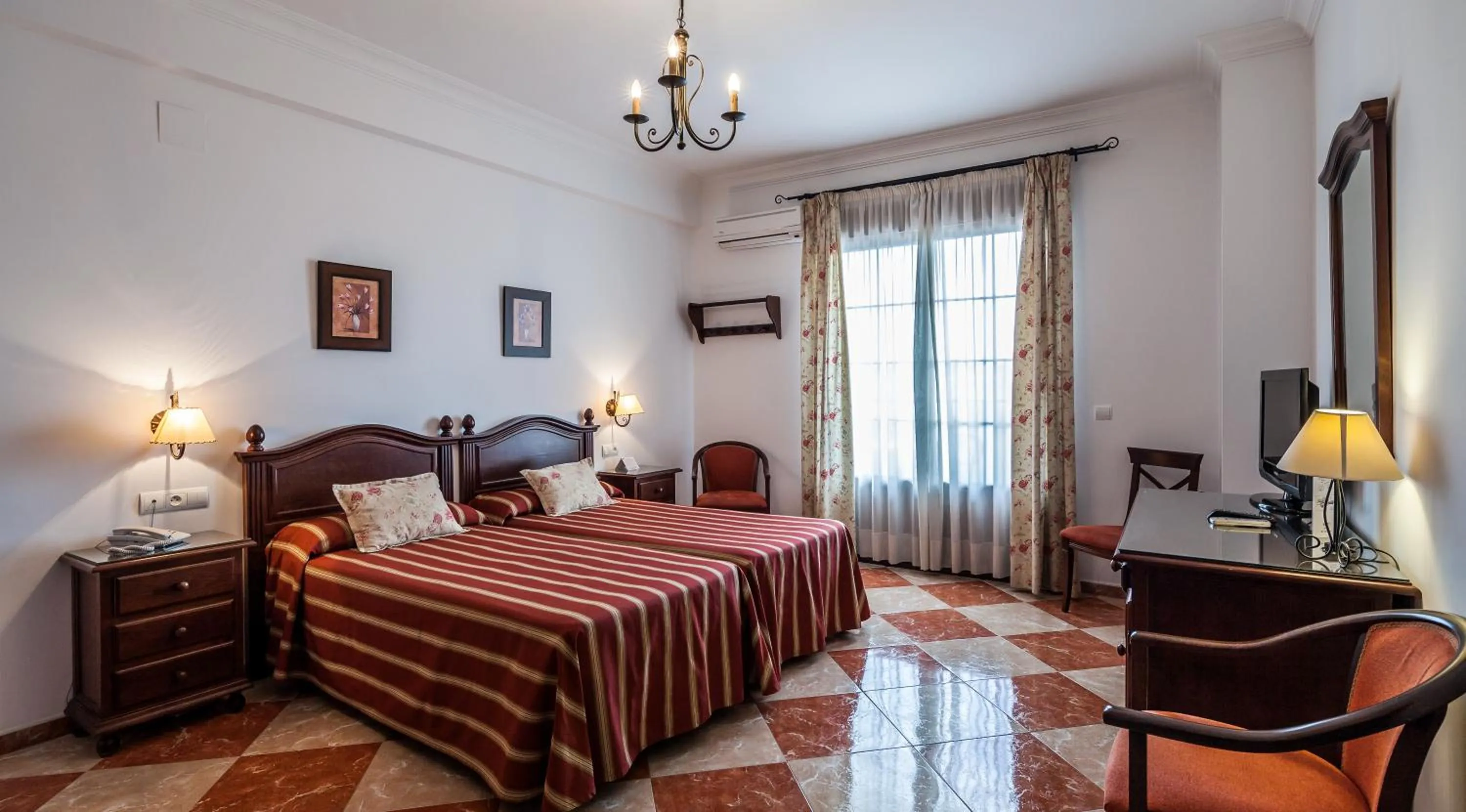 Photo of the whole room, Bed in Hotel El Molino