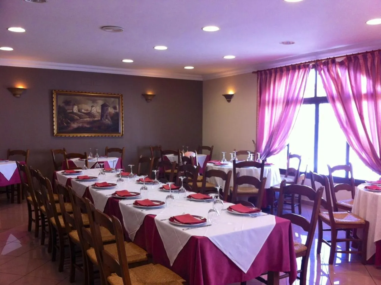 Restaurant/places to eat in Hotel El Molino