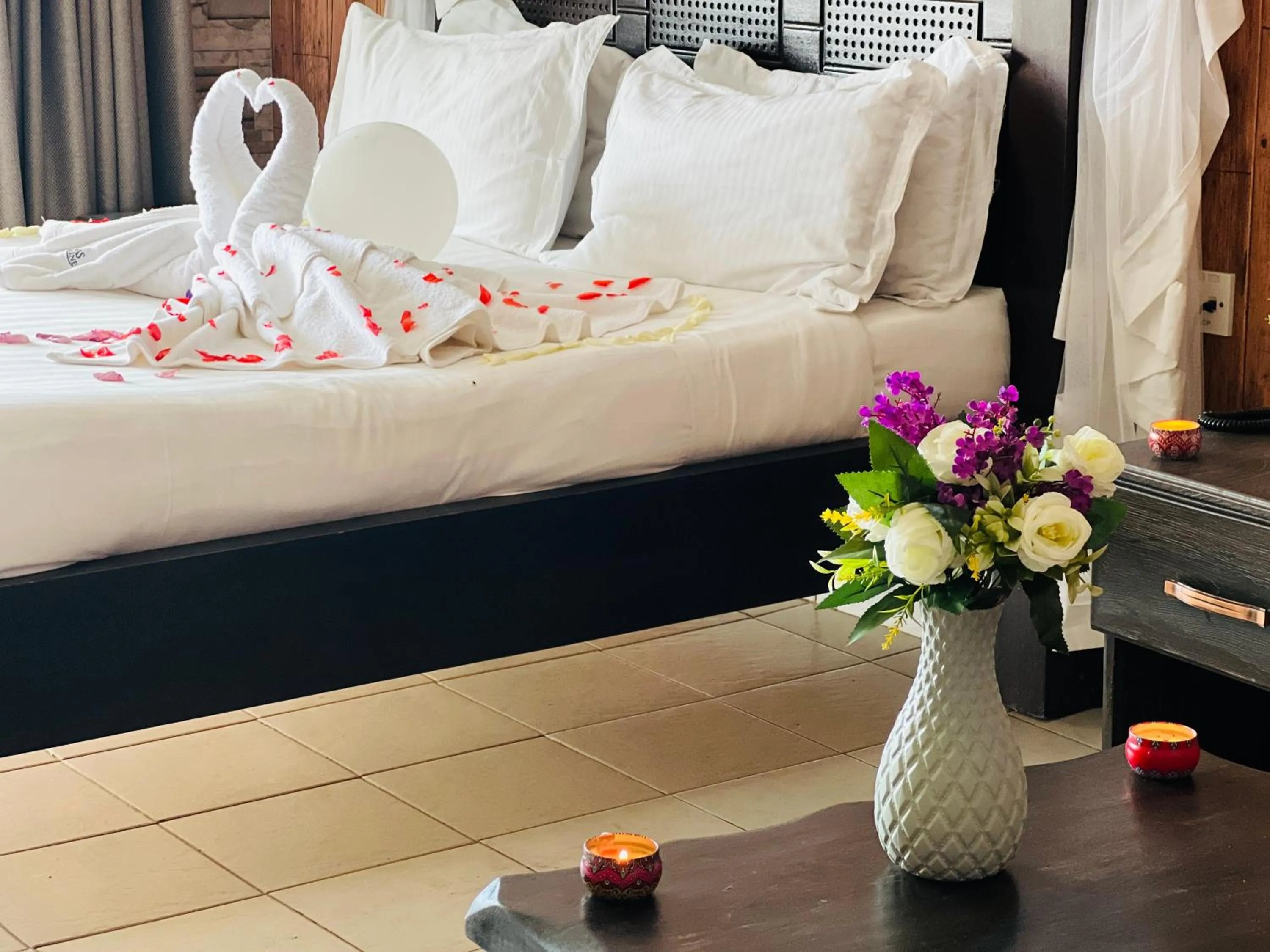 Bed in Nokras Riverine Hotel & Spa