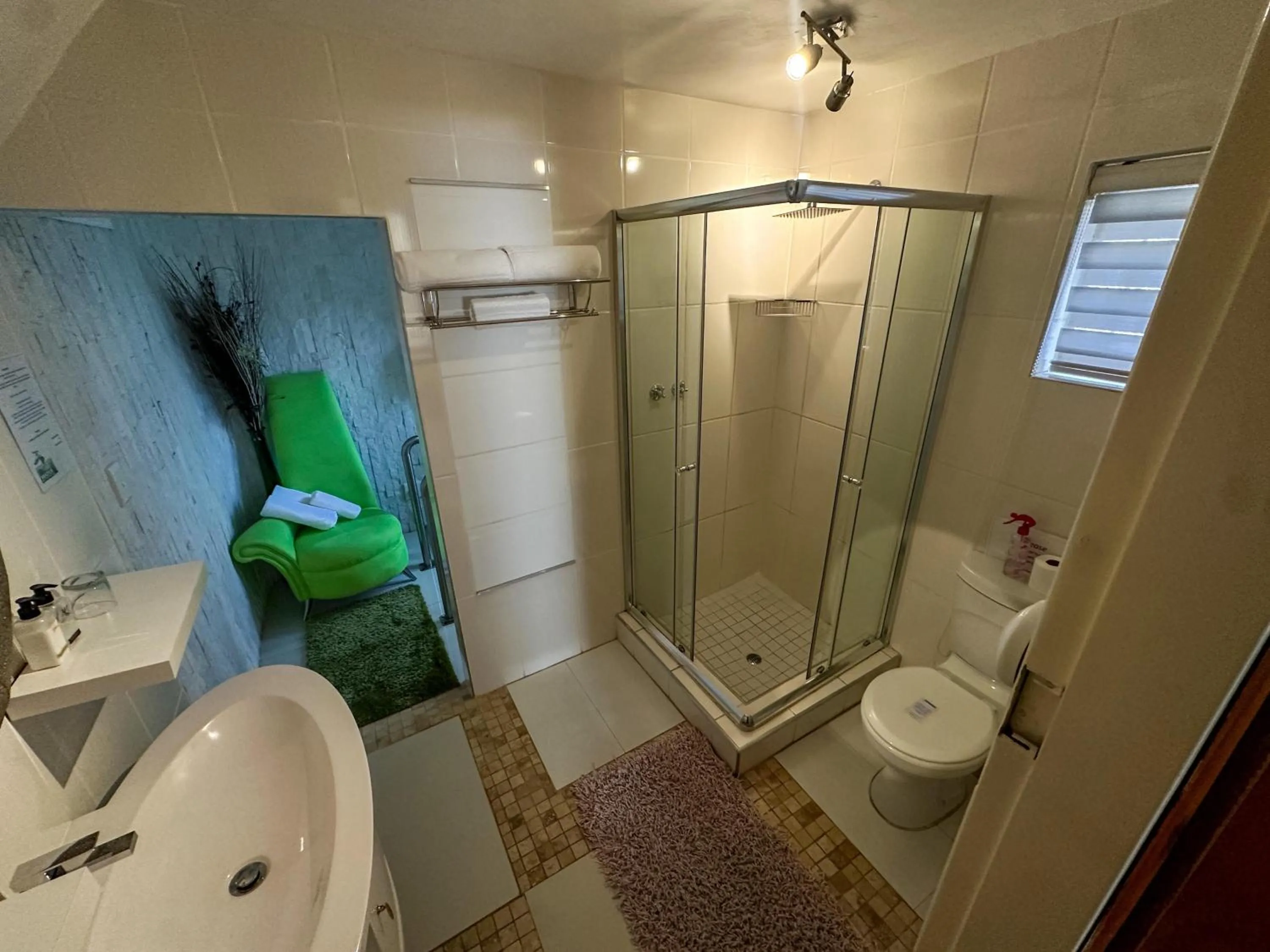 Bathroom in Kiwara Guesthouse