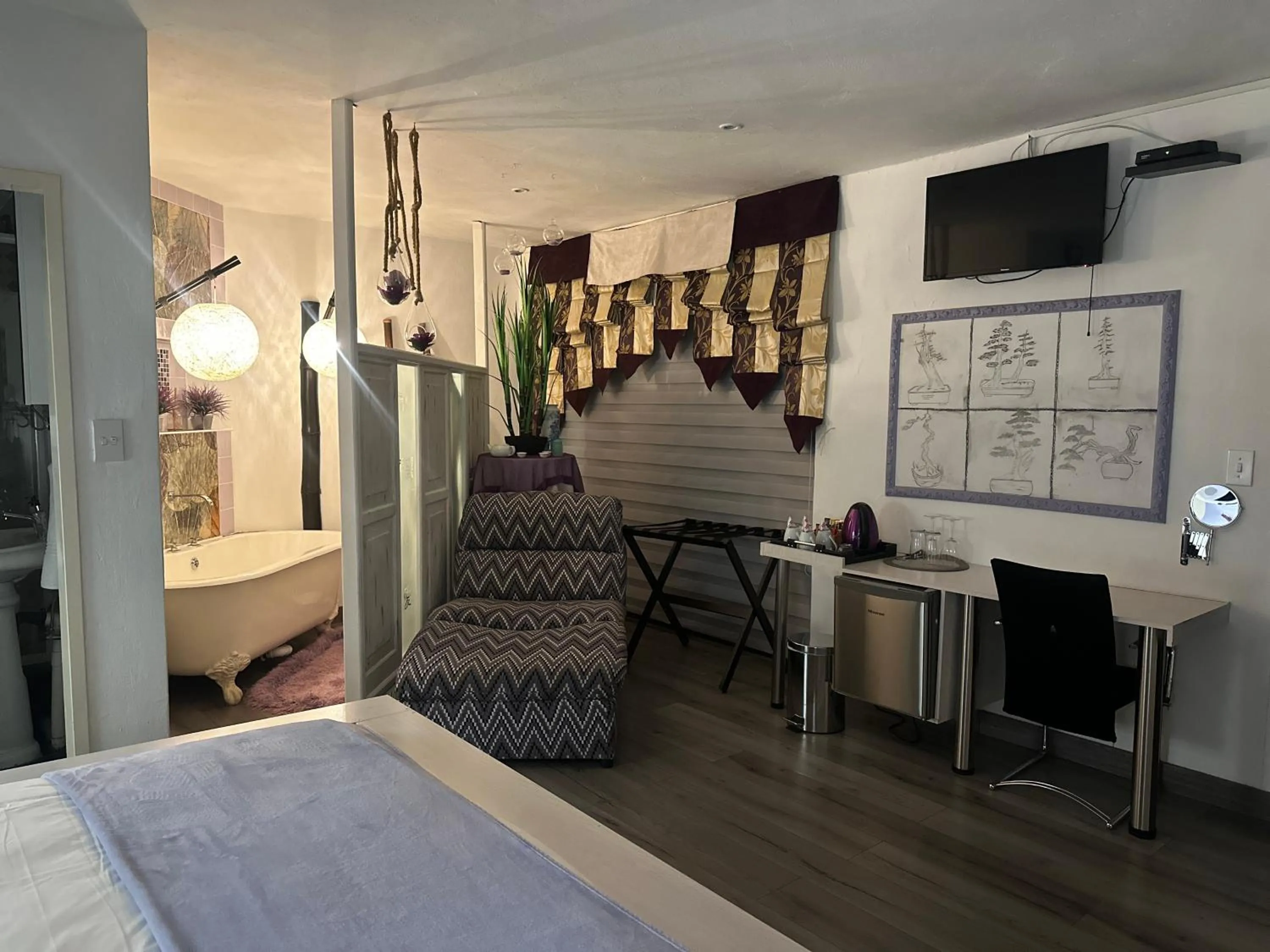 Seating area, Bed in Kiwara Guesthouse