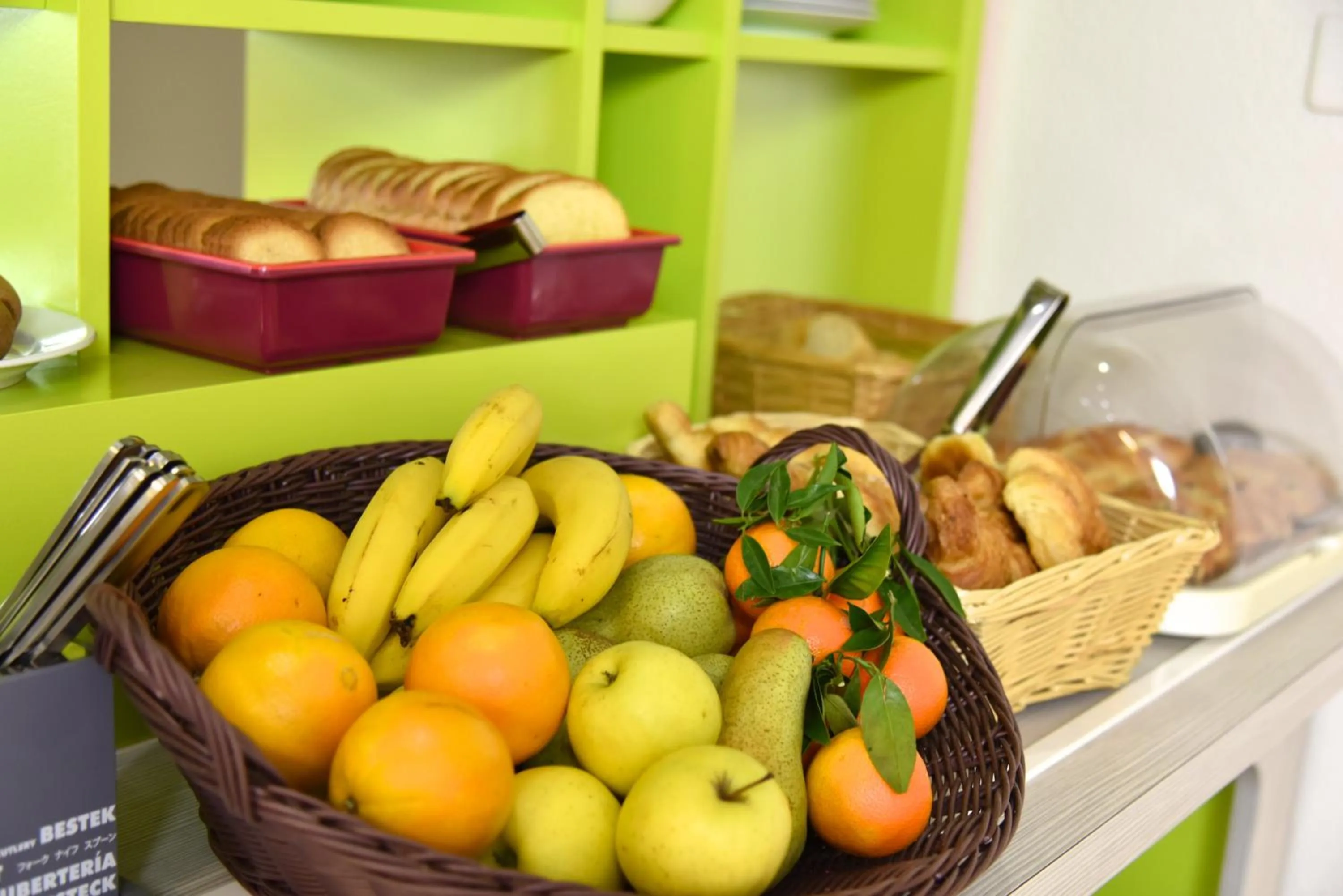 Continental breakfast in Sweet and Smart Sarreguemines - Hambach