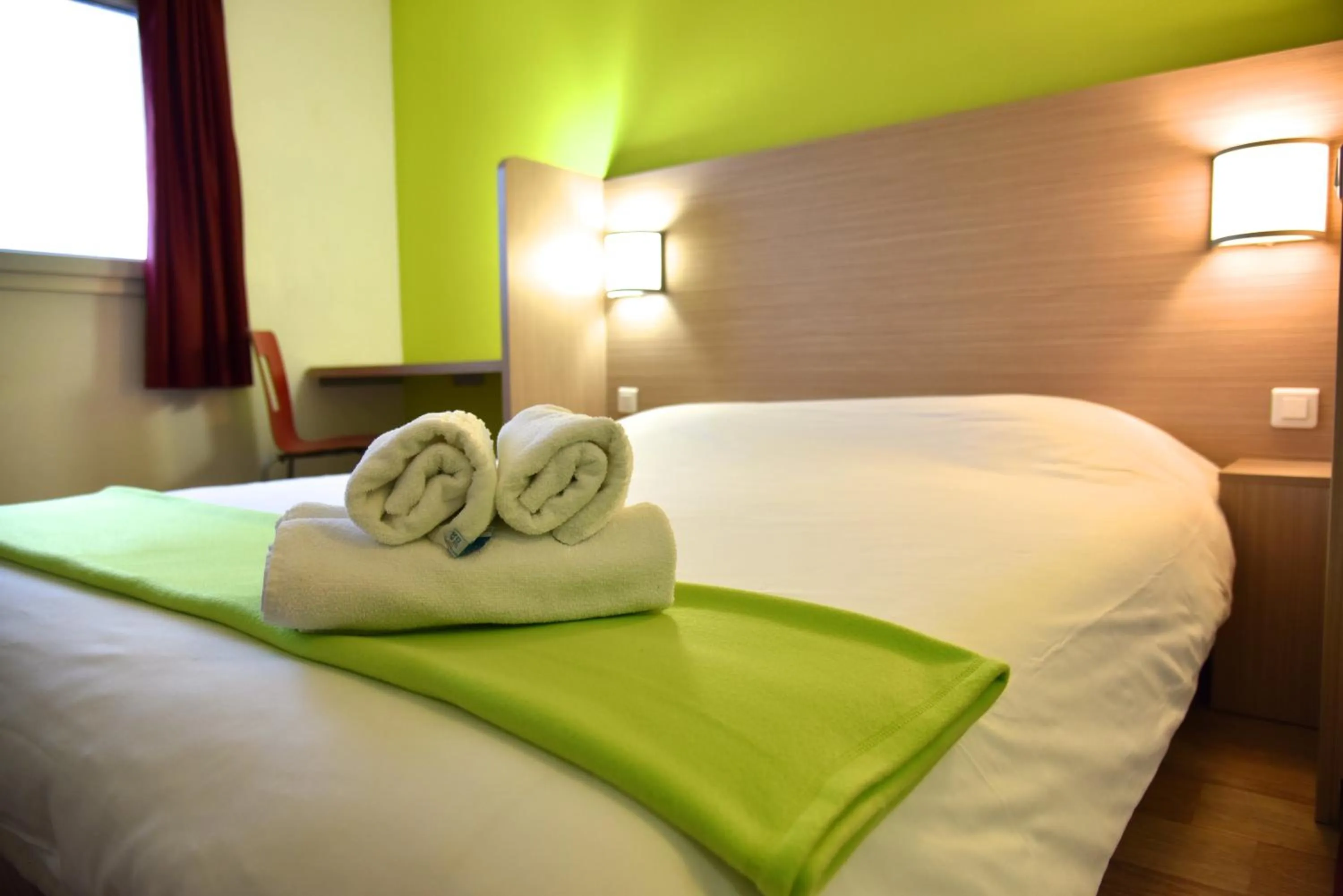 Bed in Sweet and Smart Sarreguemines - Hambach