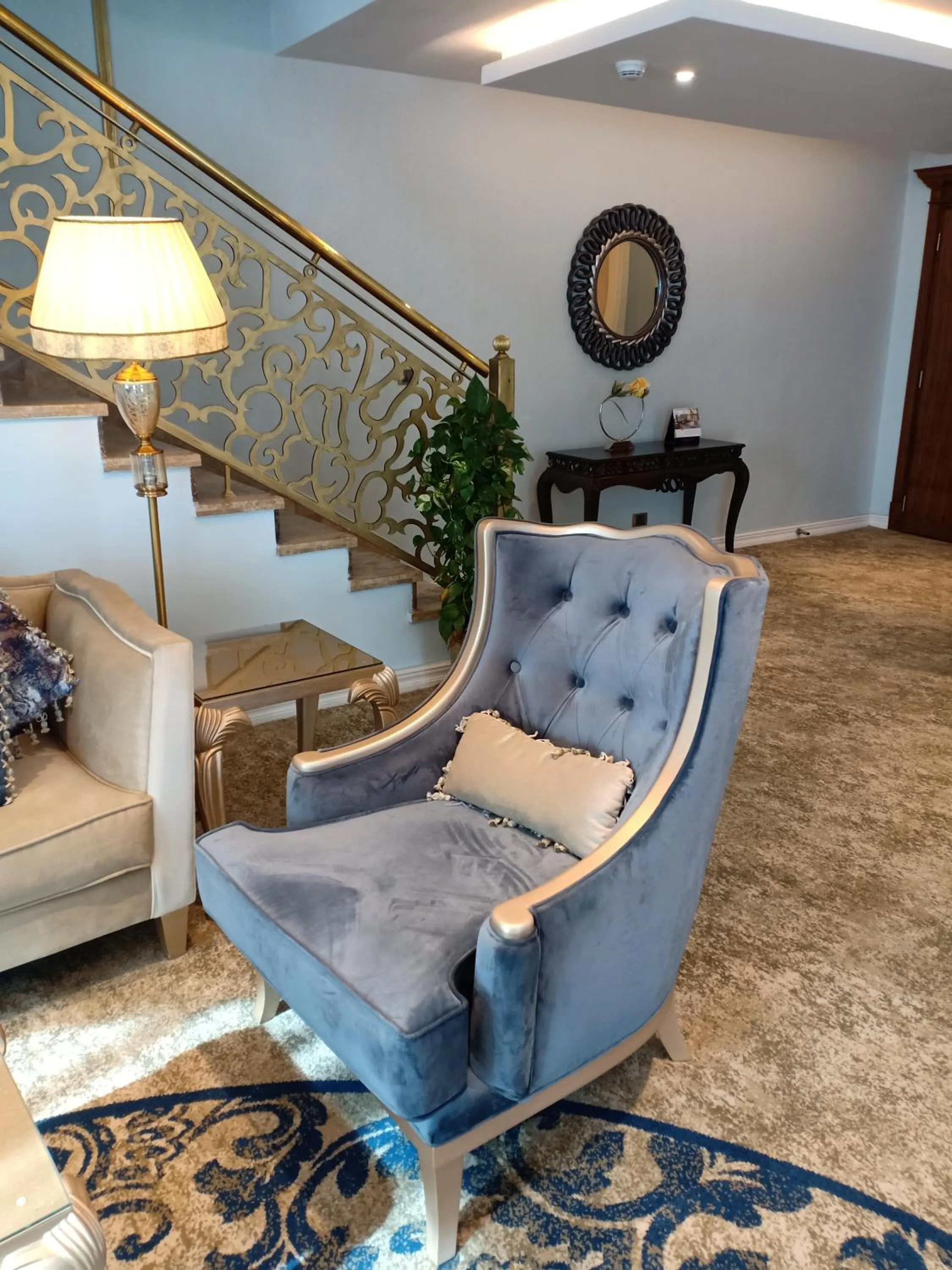 Seating area in Tolip Golden Plaza