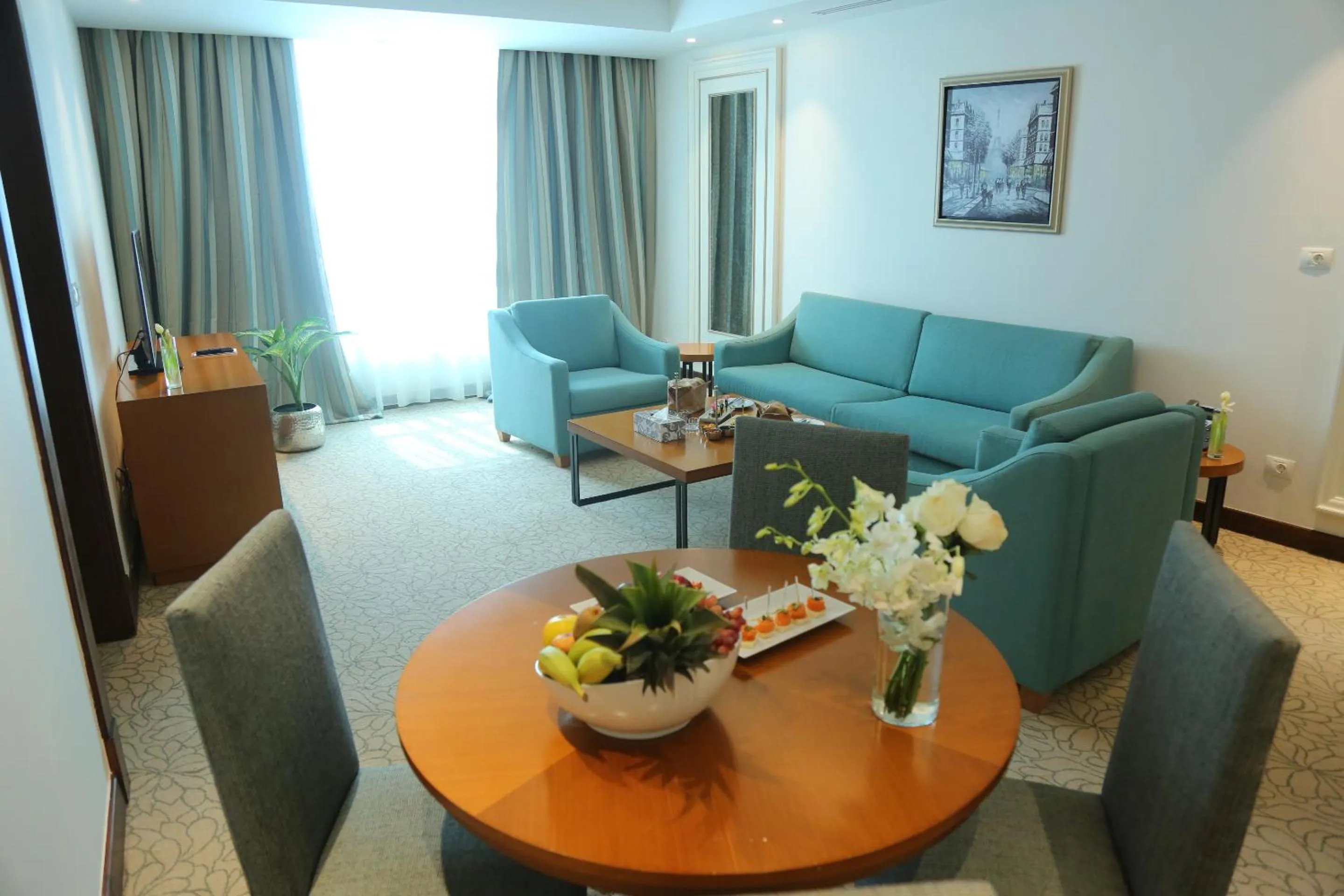 Living room in Tolip Golden Plaza