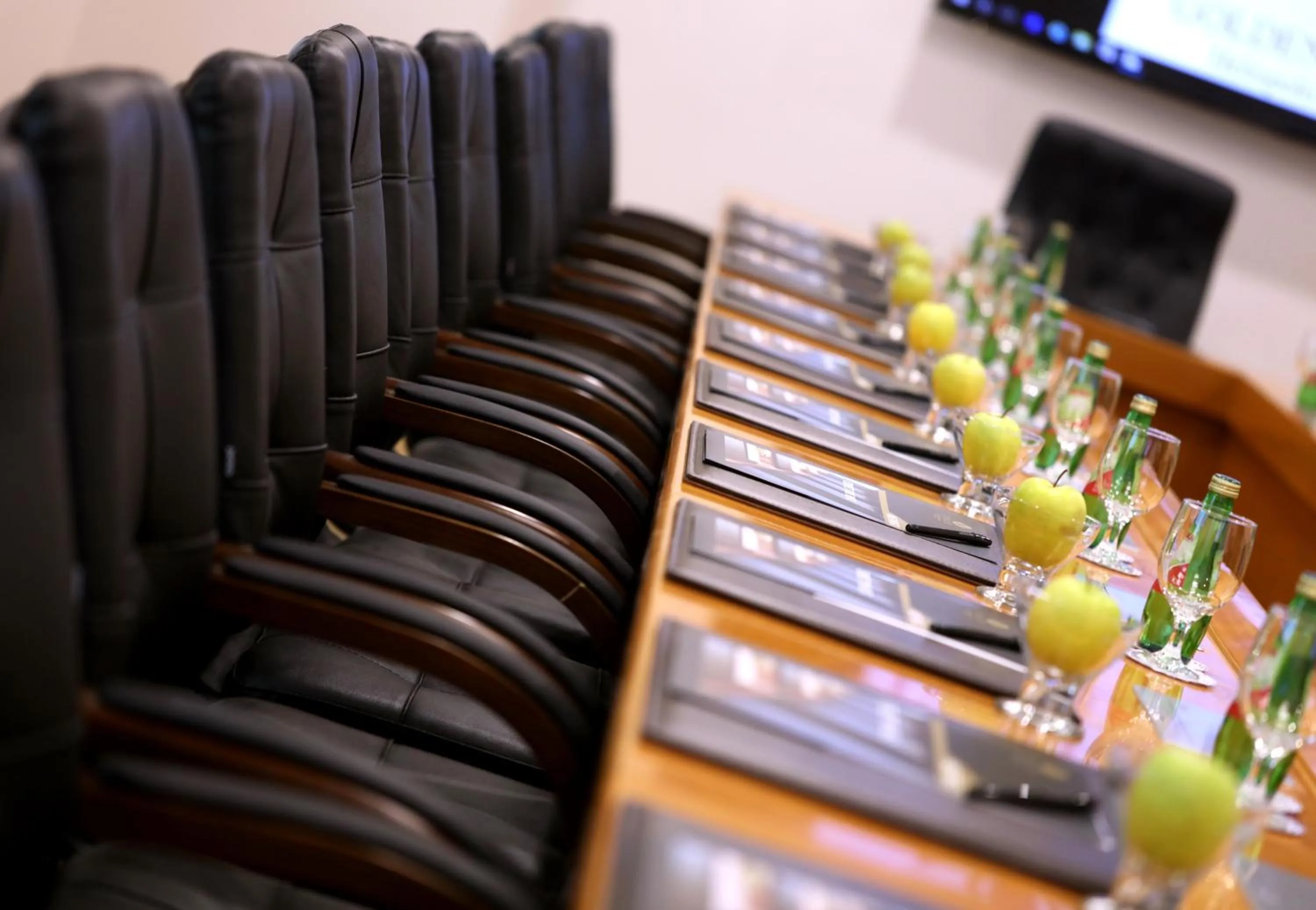 Business facilities in Tolip Golden Plaza