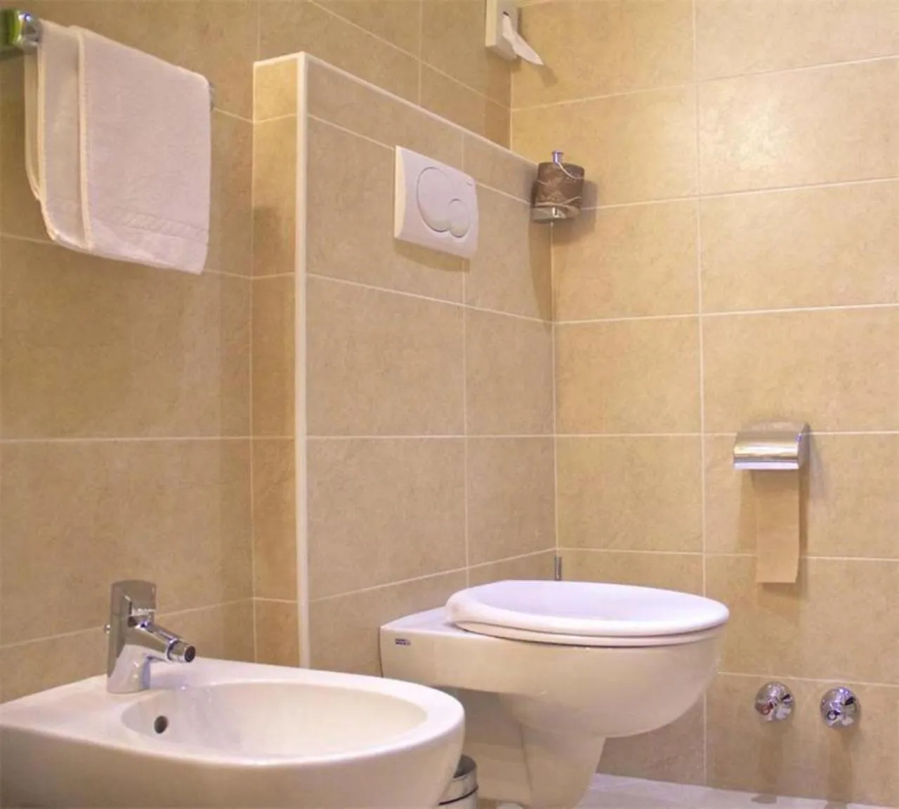 Bathroom in Hotel Cima Rosetta - BW Signature Collection